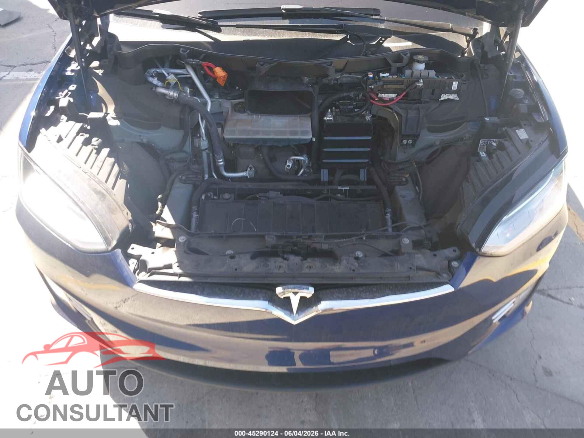 TESLA MODEL X 2018 - 5YJXCBE21JF128634