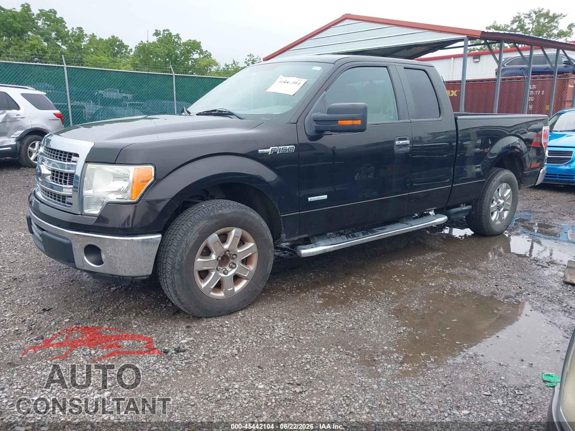 FORD F-150 2013 - 1FTFX1CT8DFD02284