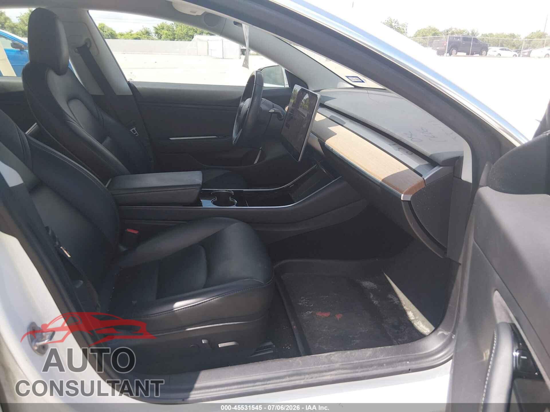 TESLA MODEL 3 2019 - 5YJ3E1EA8KF332133