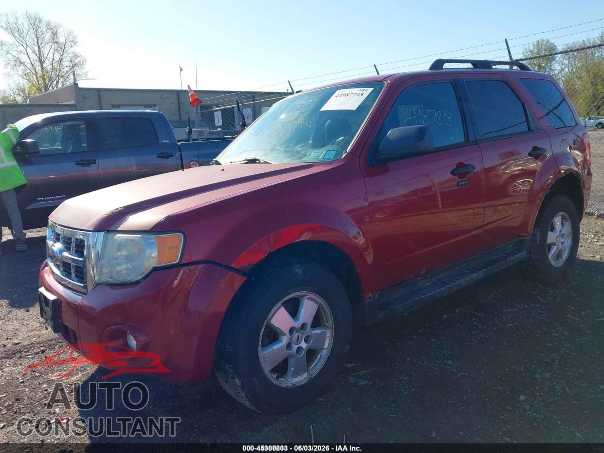 FORD ESCAPE 2010 - 1FMCU9DG1AKD43575
