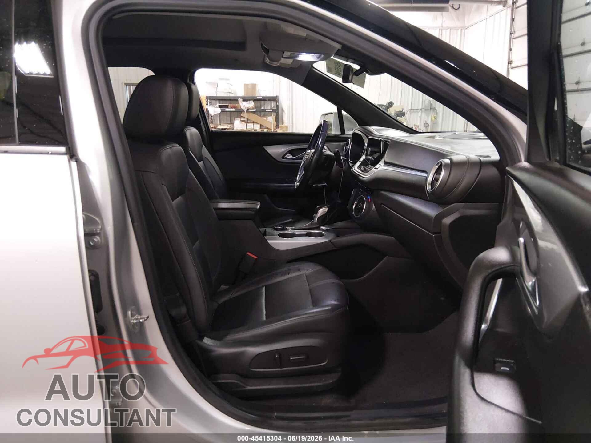 CHEVROLET BLAZER 2020 - 3GNKBDRS4LS662800