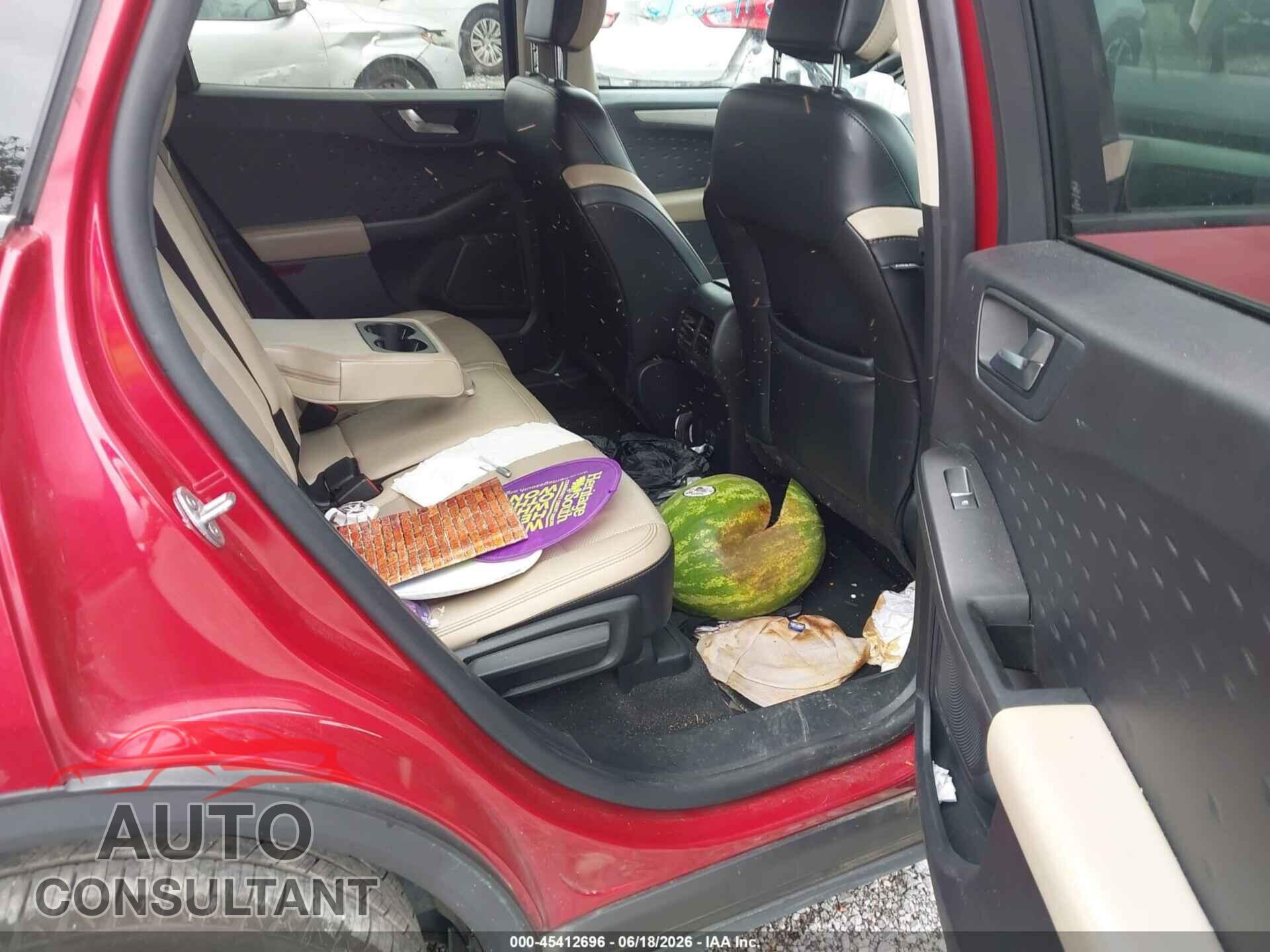 FORD ESCAPE 2020 - 1FMCU0H63LUA93356