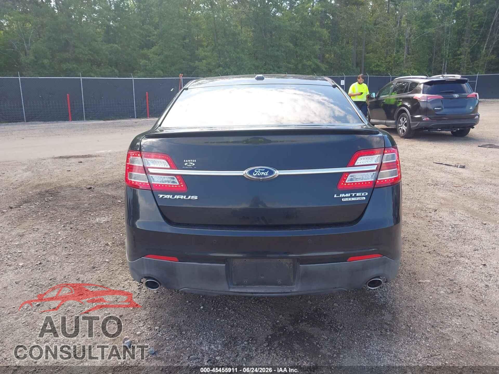FORD TAURUS 2015 - 1FAHP2F87FG127003
