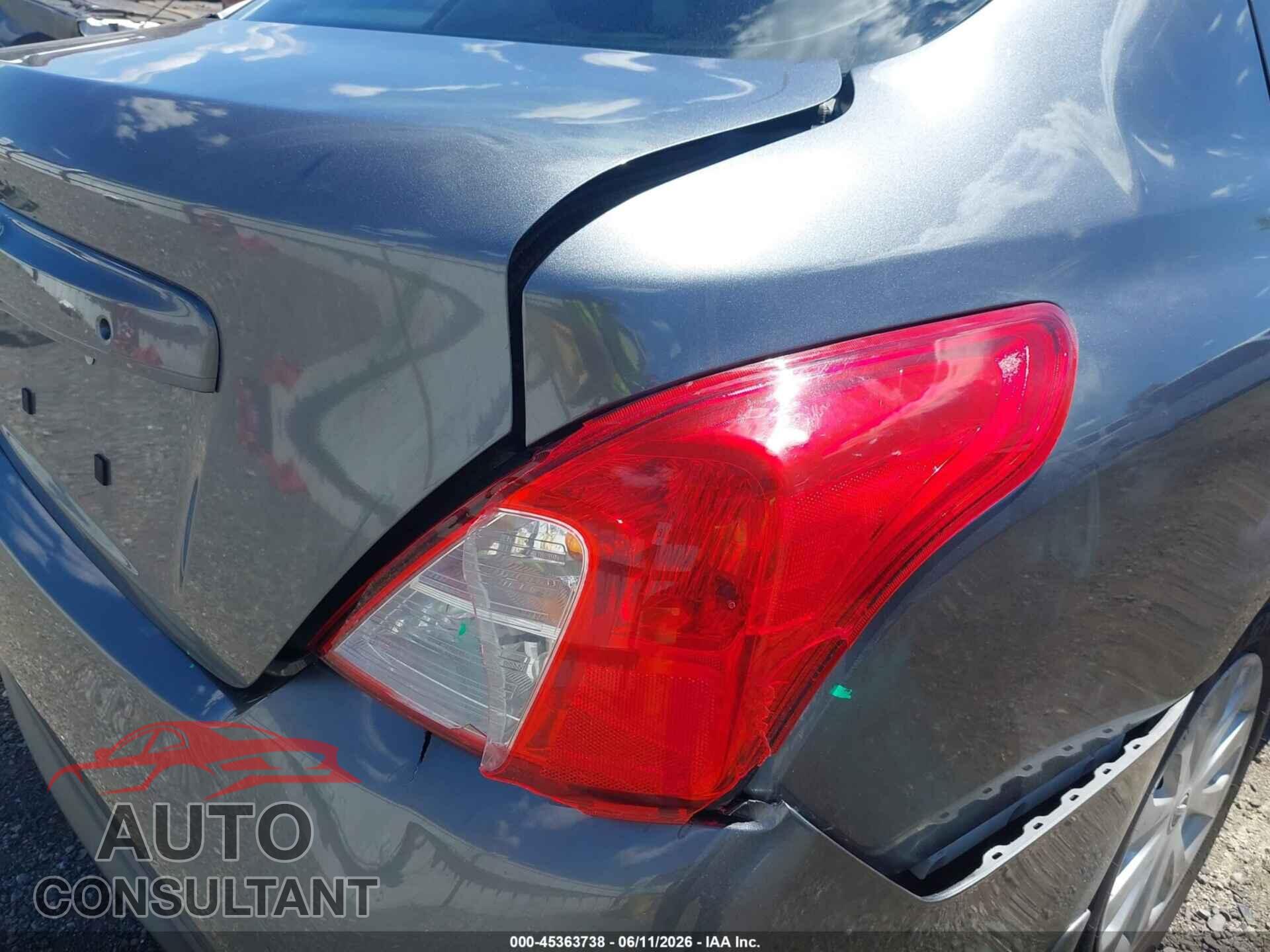 NISSAN VERSA 2017 - 3N1CN7AP3HL806399
