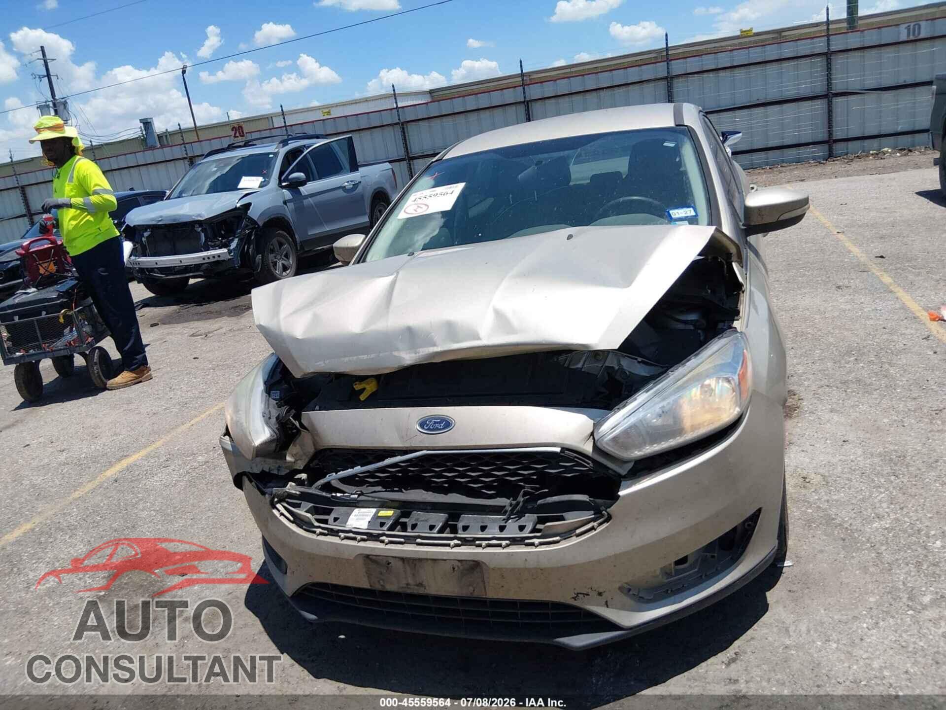 FORD FOCUS 2017 - 1FADP3F2XHL327447