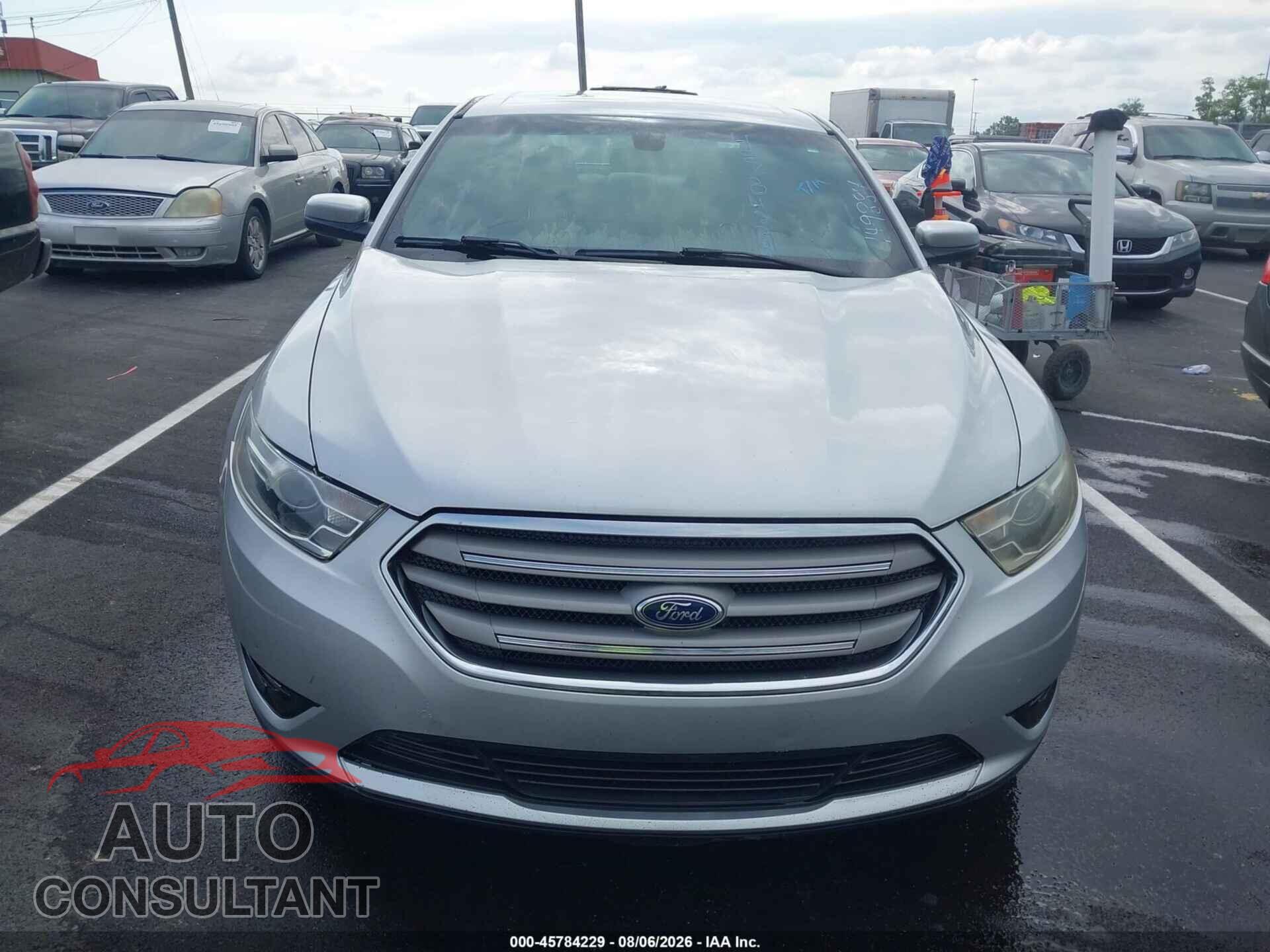 FORD TAURUS 2016 - 1FAHP2E86GG149884