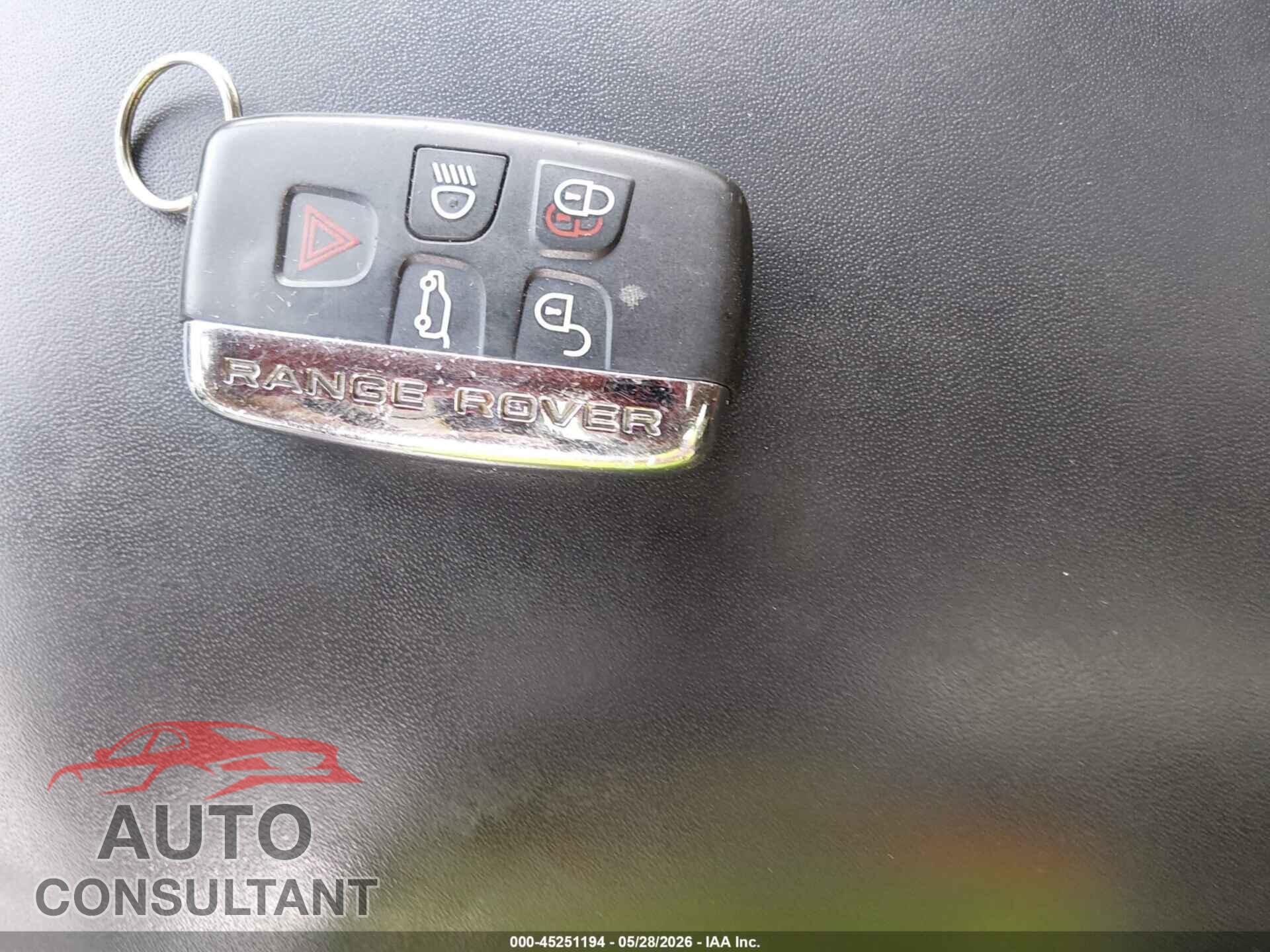 LAND ROVER RANGE ROVER 2017 - SALGS2FV8HA379576
