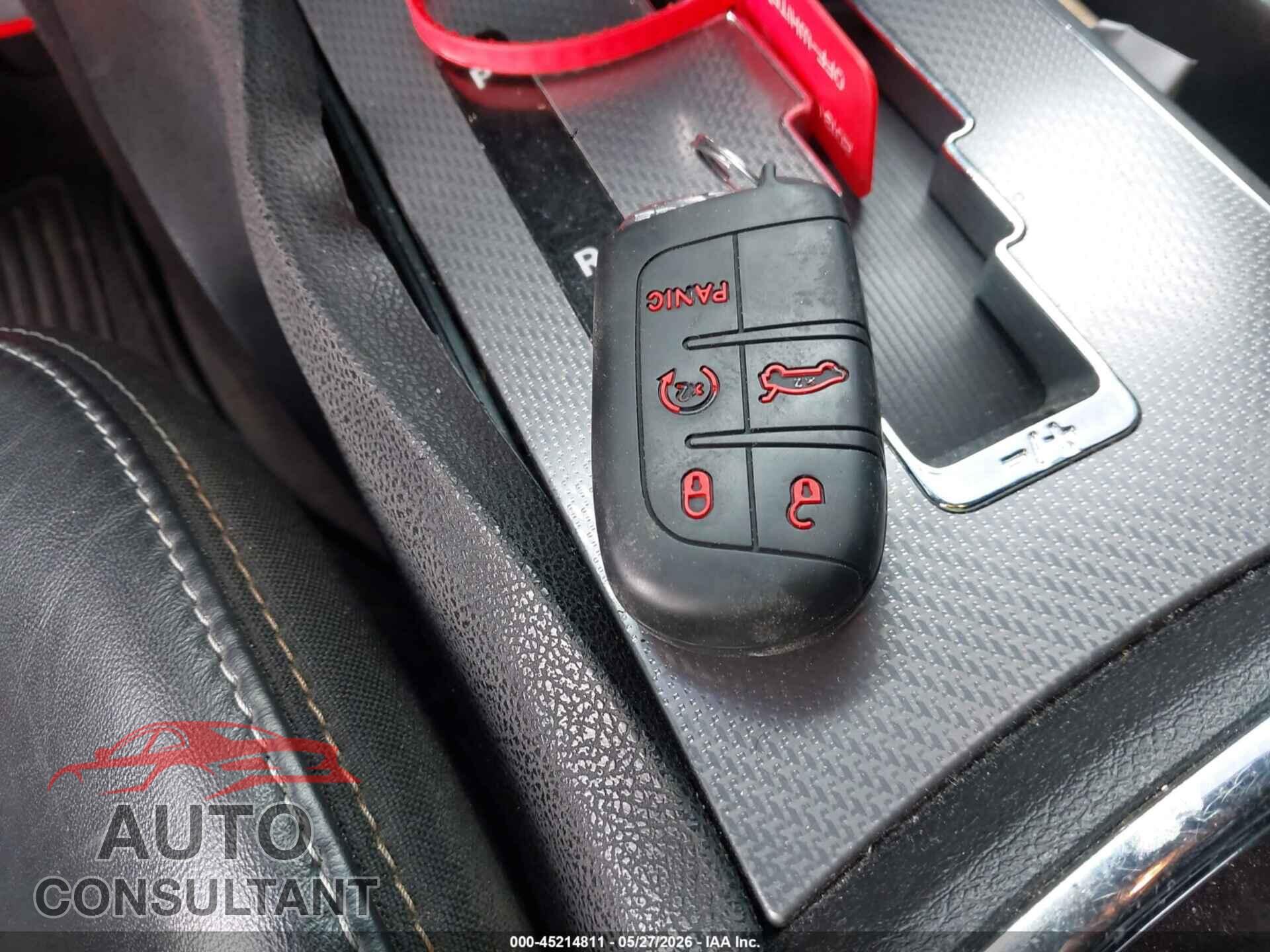 DODGE CHARGER 2013 - 2C3CDXCT2DH717781