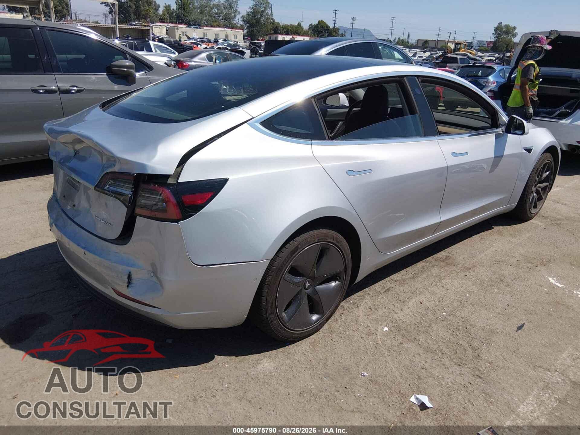 TESLA MODEL 3 2018 - 5YJ3E1EB4JF093350