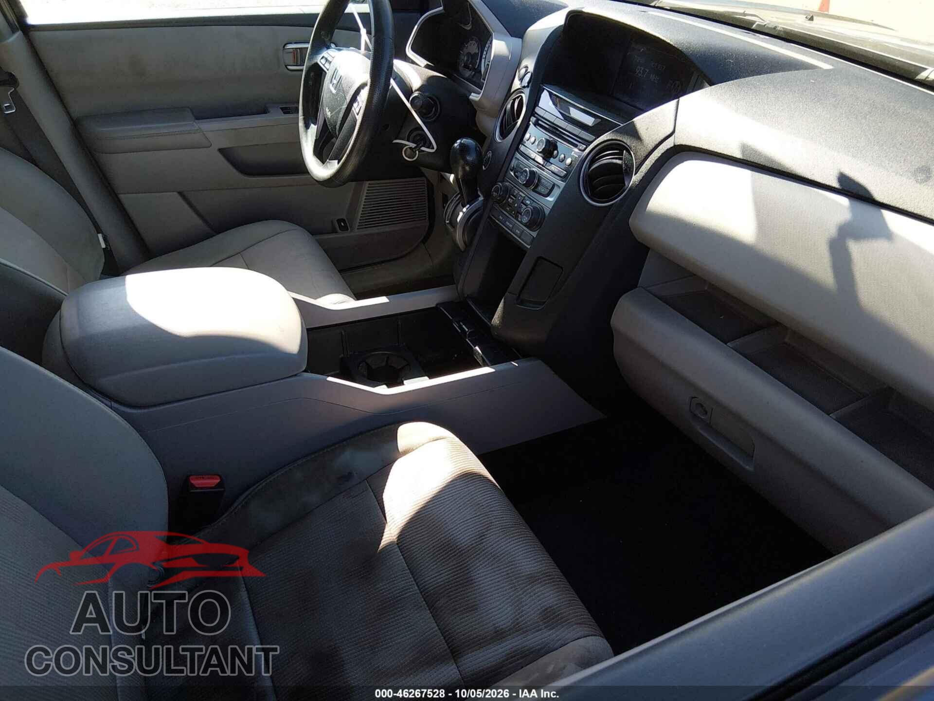 HONDA PILOT 2014 - 5FNYF4H44EB010166