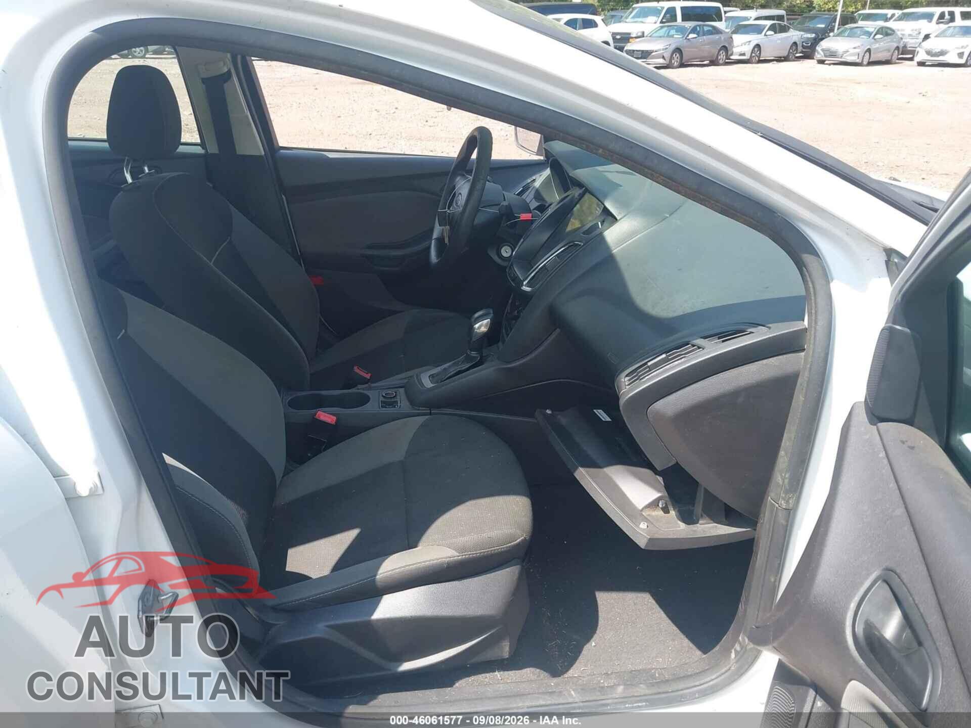 FORD FOCUS 2014 - 1FADP3E29EL337058
