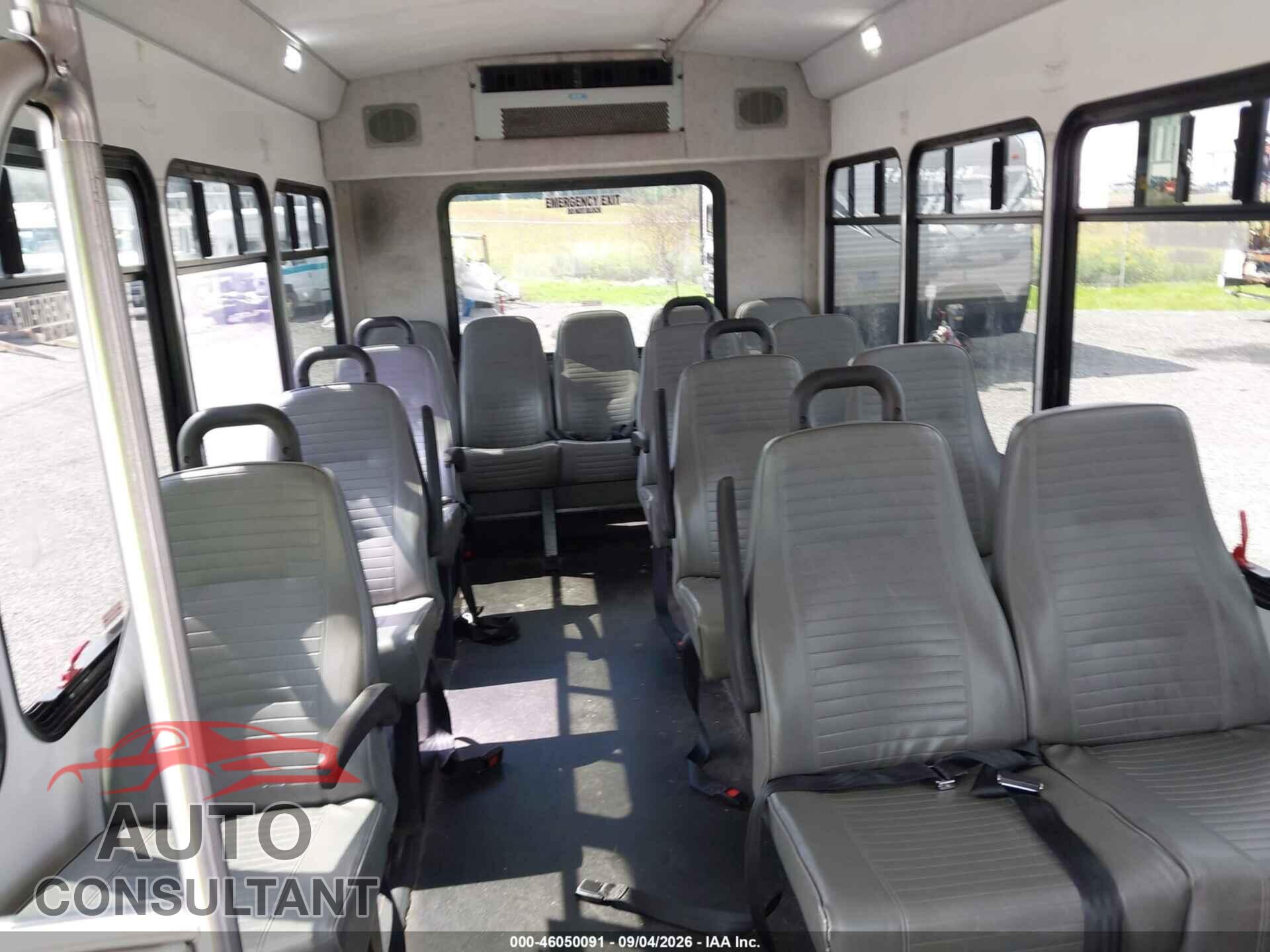 FORD E-350 CUTAWAY 2013 - 1FDEE3FL8DDA05886