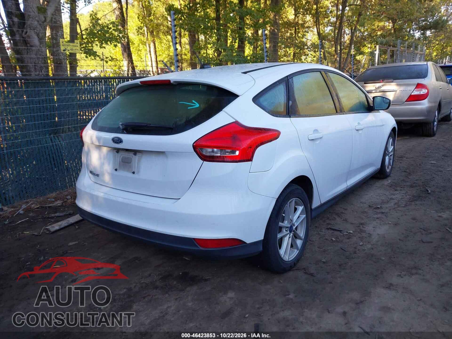 FORD FOCUS 2017 - 1FADP3K24HL215877