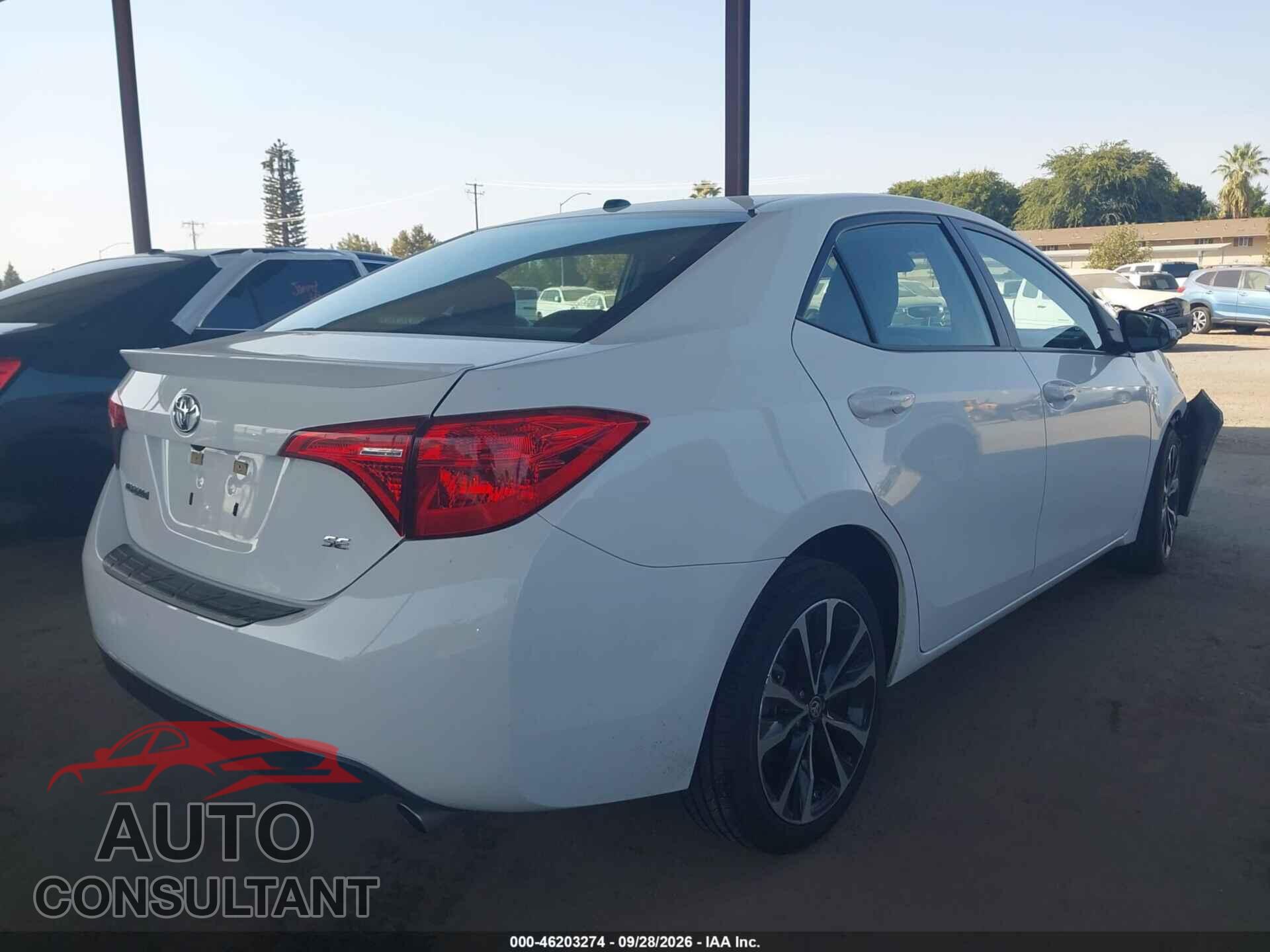 TOYOTA COROLLA 2017 - 5YFBURHEXHP604982