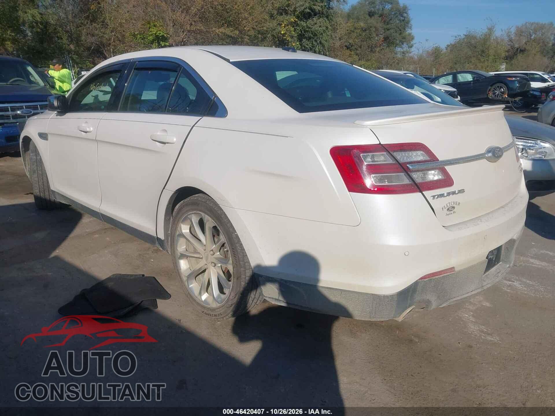 FORD TAURUS 2015 - 1FAHP2F81FG190033