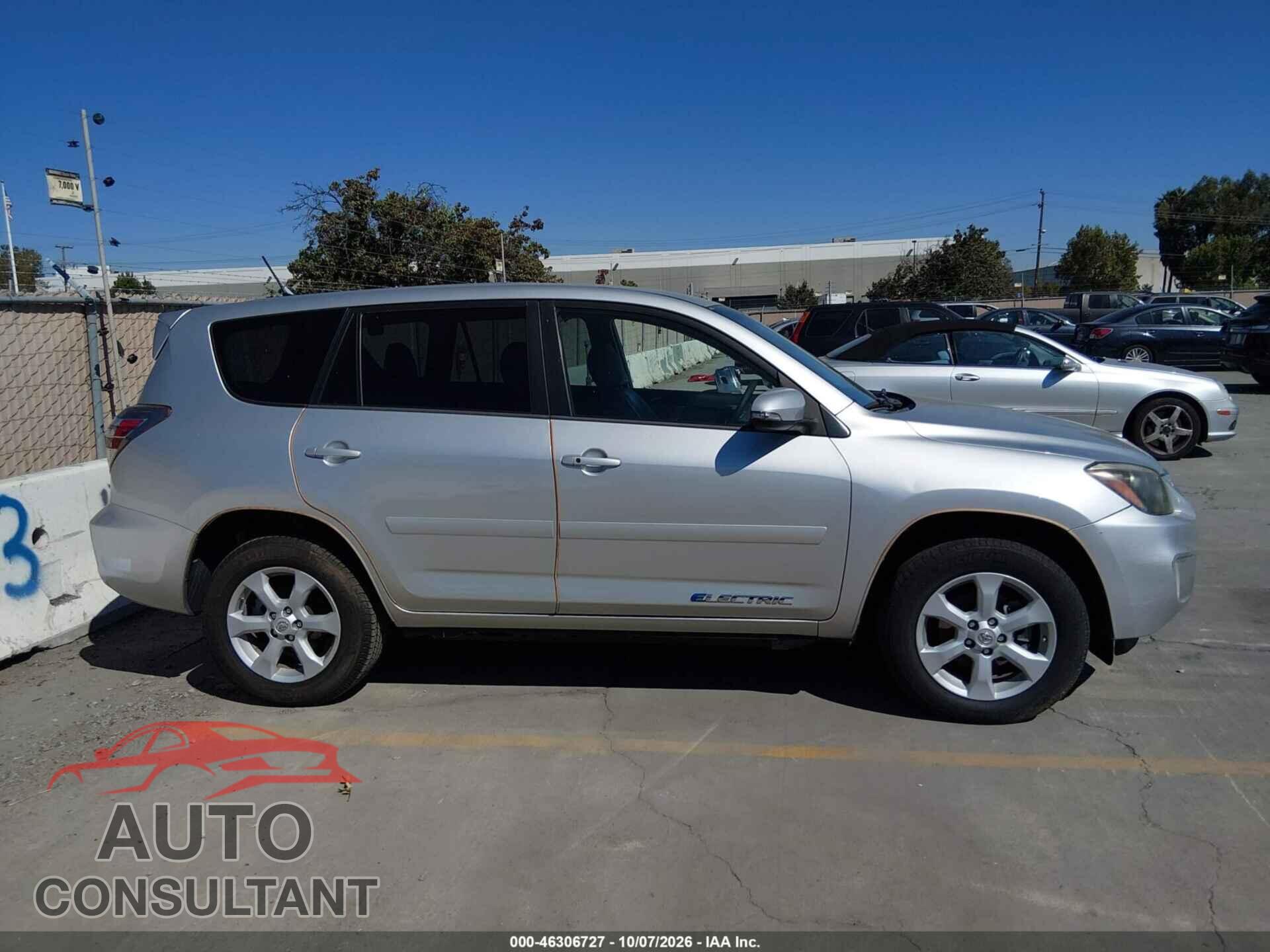 TOYOTA RAV4 EV 2012 - 2T3YL4DV2CW001237