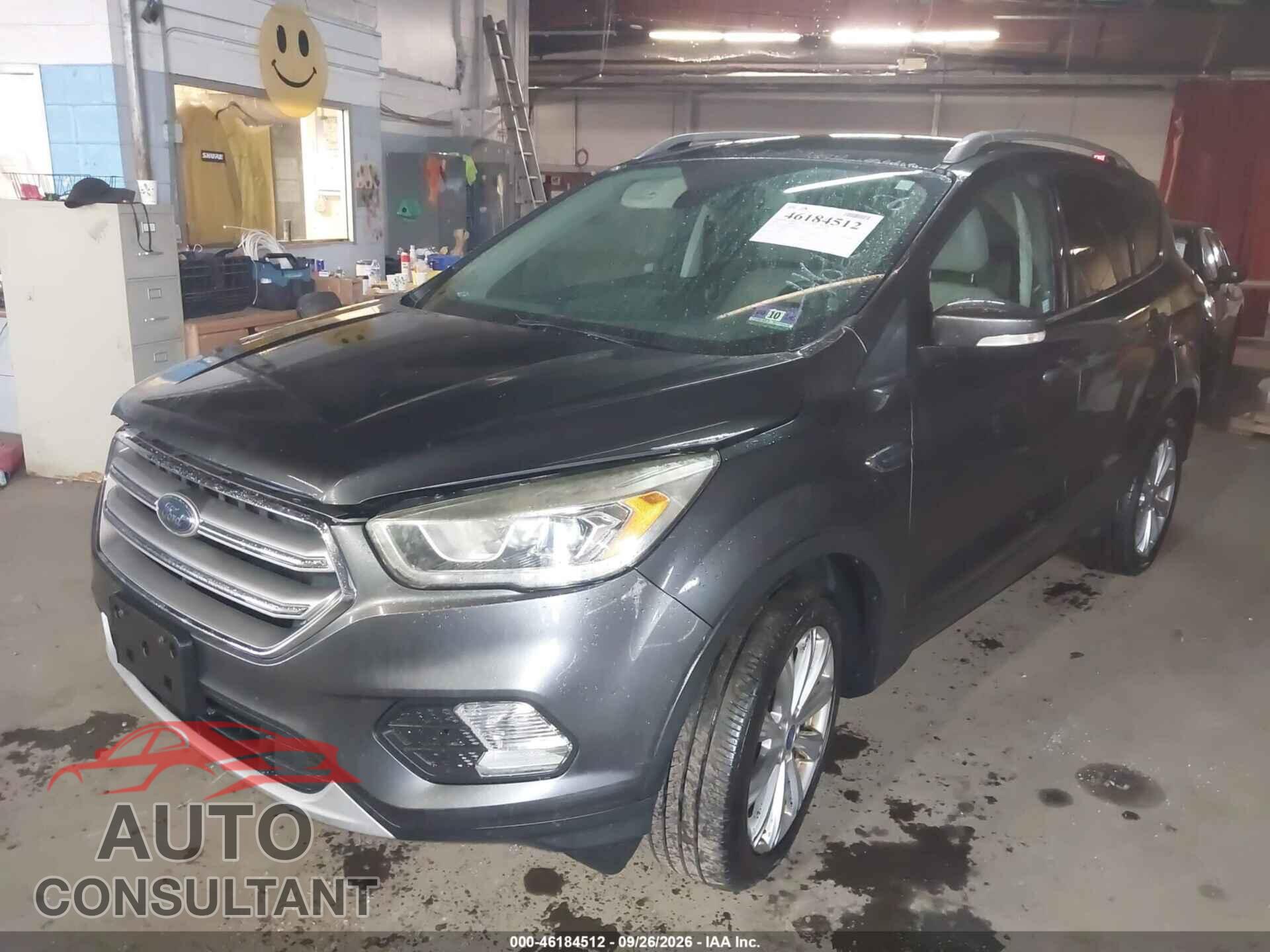 FORD ESCAPE 2017 - 1FMCU9JD8HUE00427