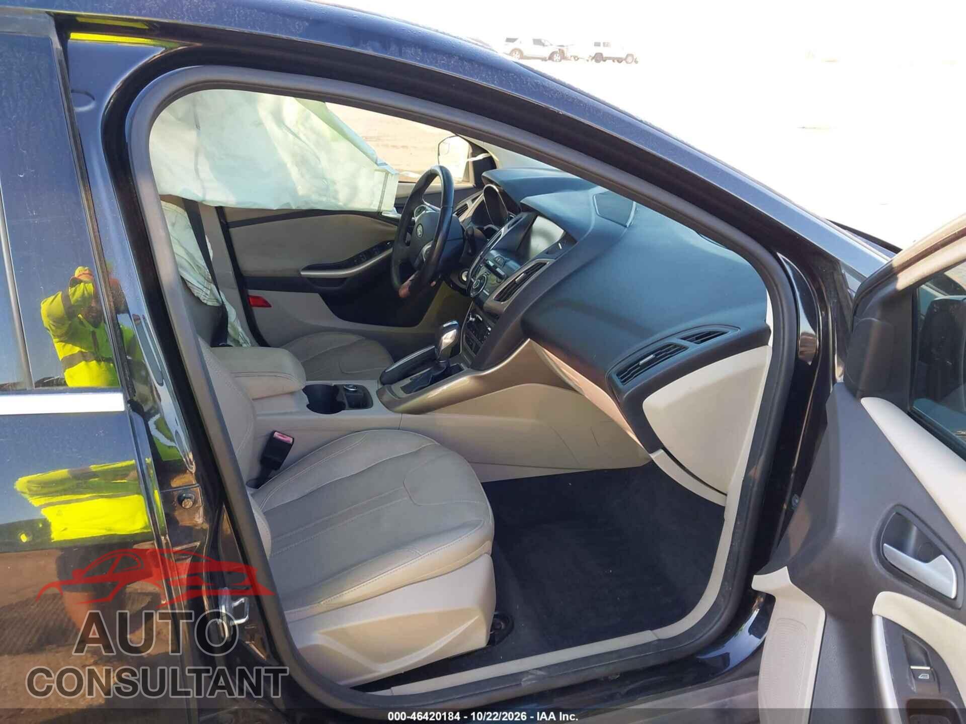 FORD FOCUS 2012 - 1FAHP3H29CL366537