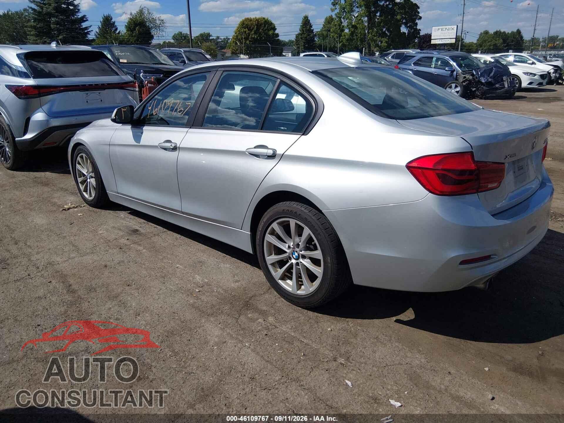 BMW 320I 2016 - WBA8E5G55GNU19832