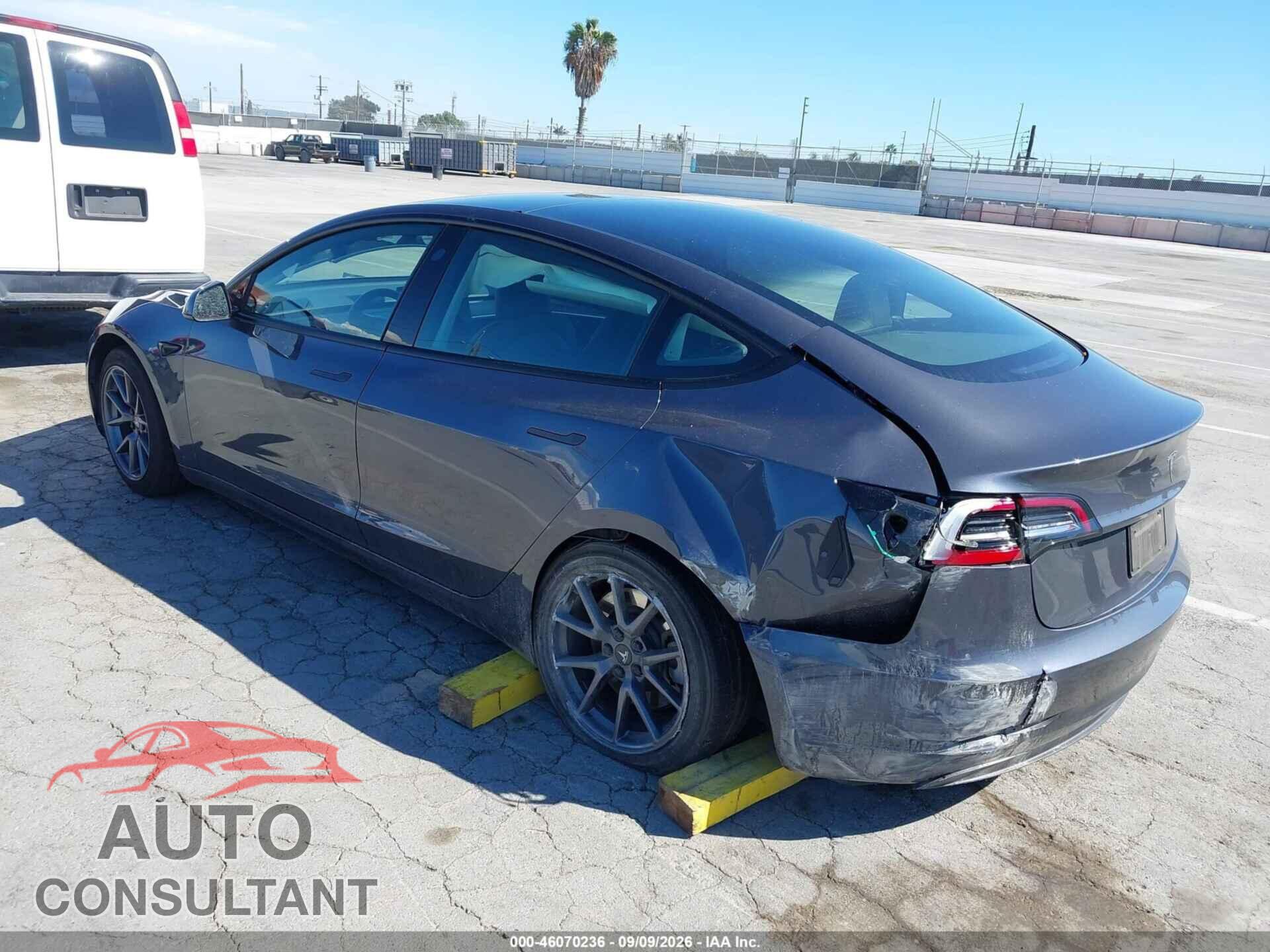 TESLA MODEL 3 2023 - 5YJ3E1EA2PF425835