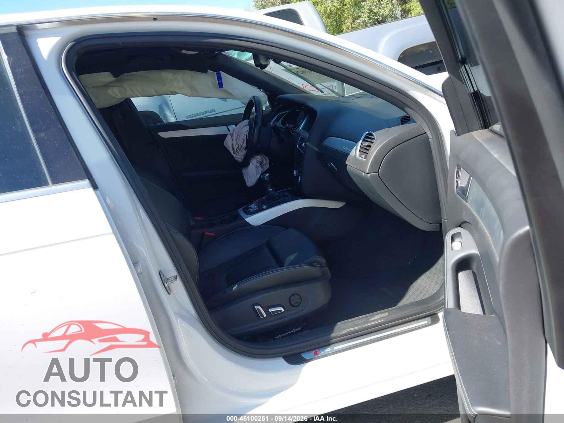 AUDI S4 2015 - WAUDGAFL7FA083852