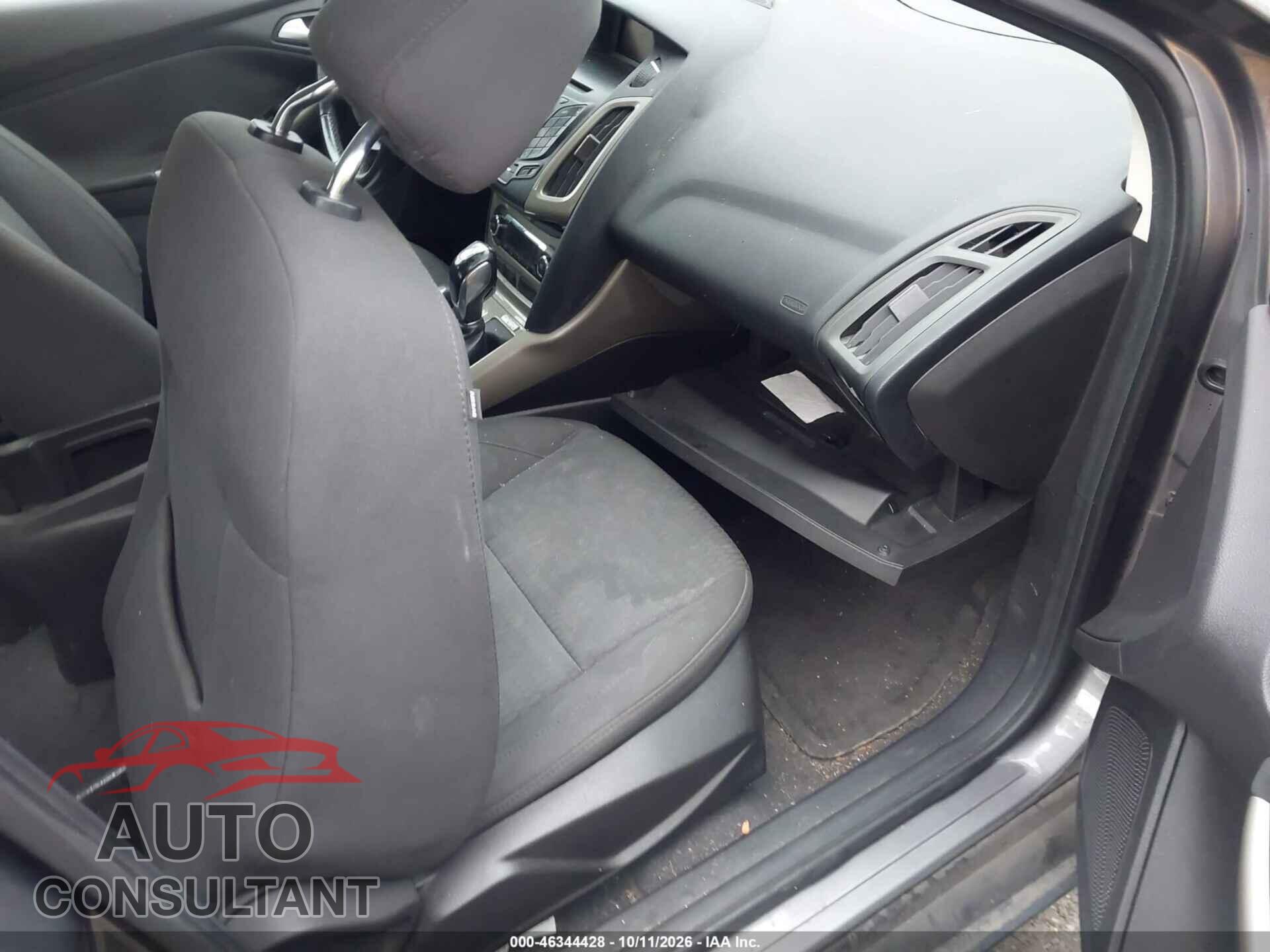 FORD FOCUS 2012 - 1FAHP3H24CL141040