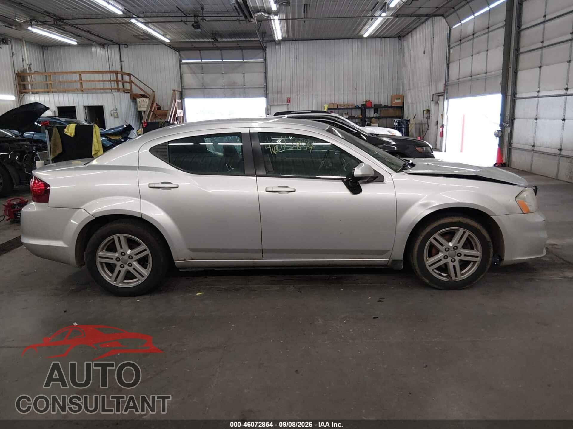 DODGE AVENGER 2011 - 1B3BD1FB6BN562018