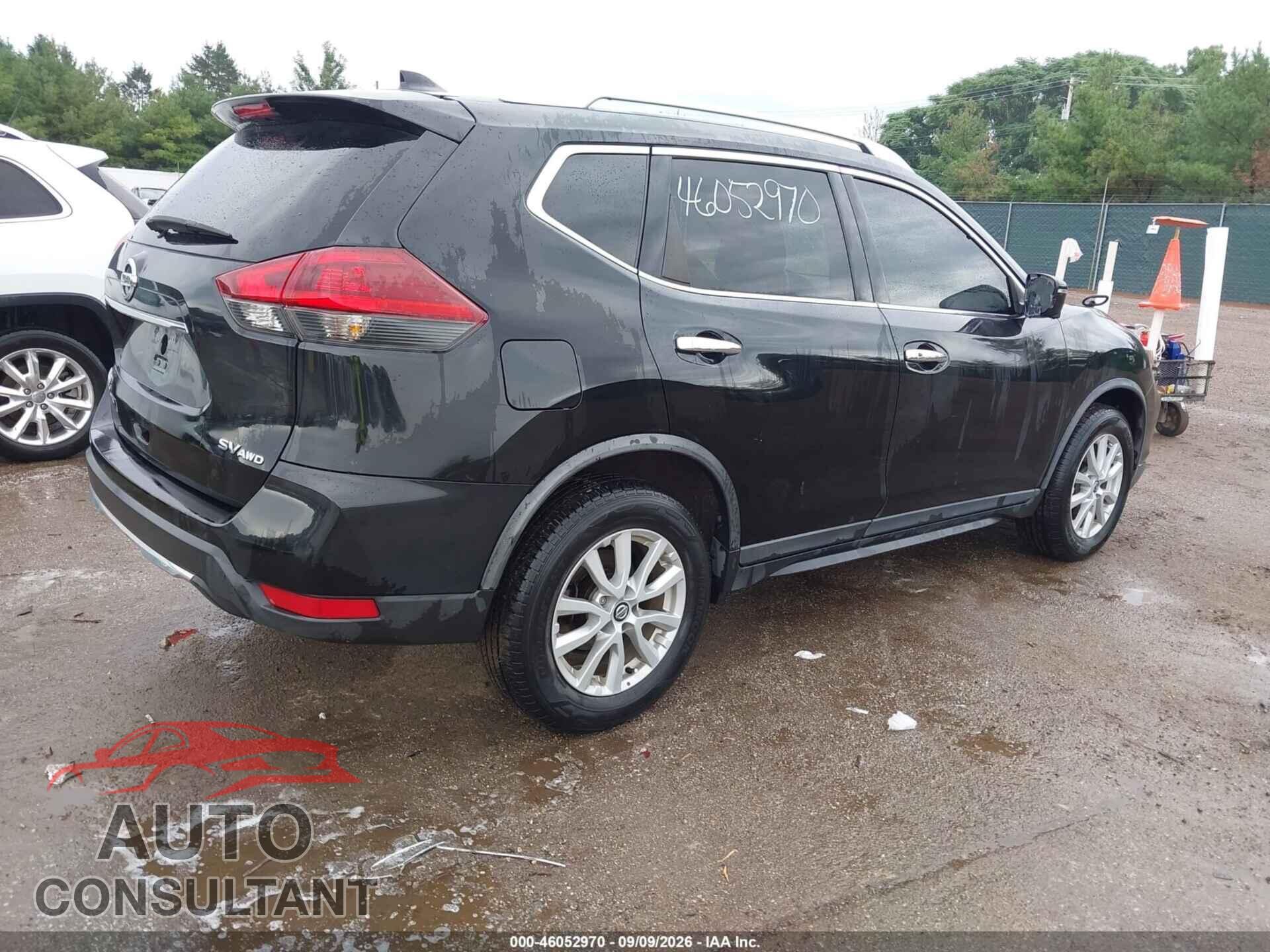 NISSAN ROGUE 2018 - KNMAT2MVXJP619341