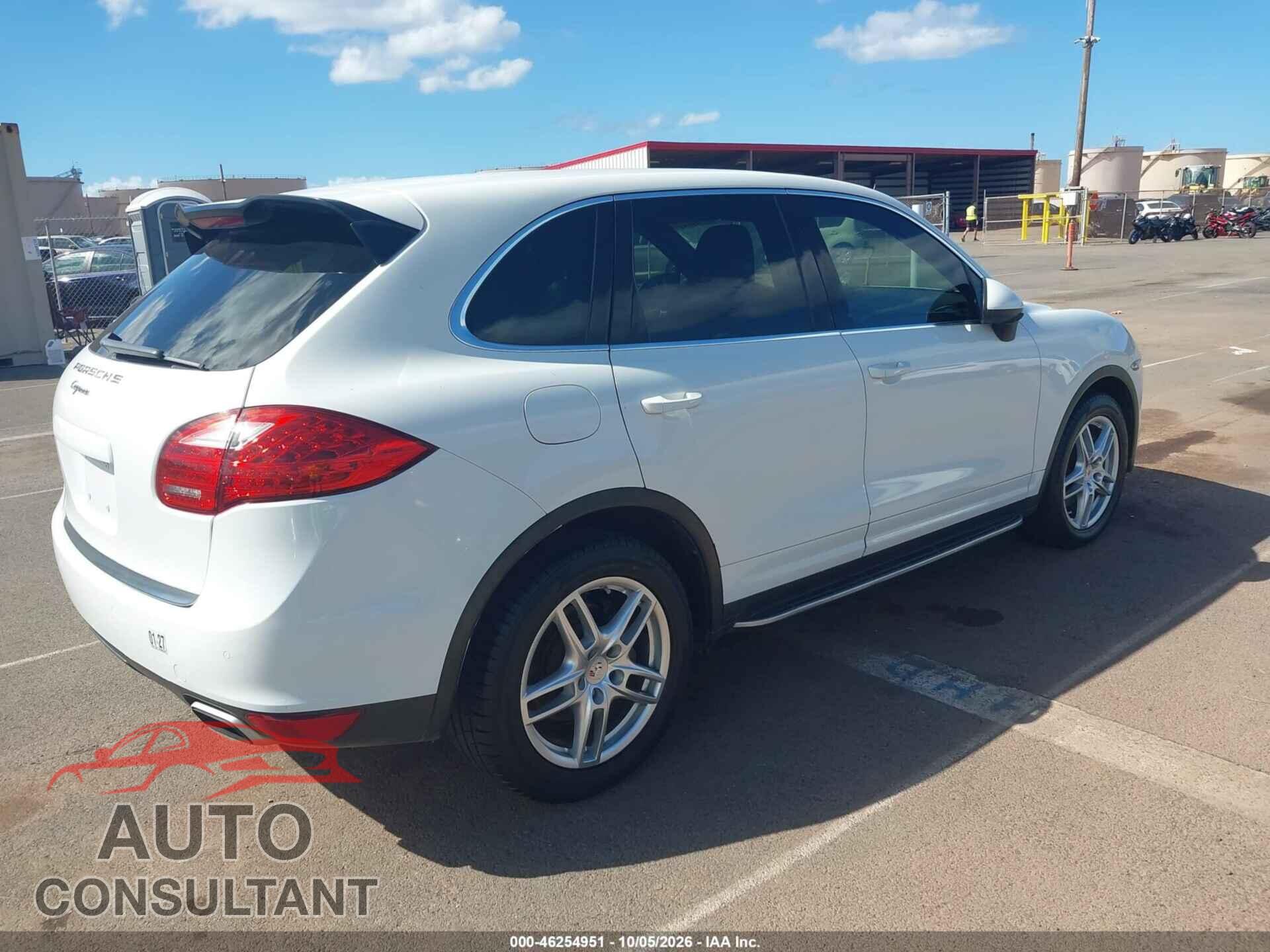 PORSCHE CAYENNE 2012 - WP1AA2A26CLA10871