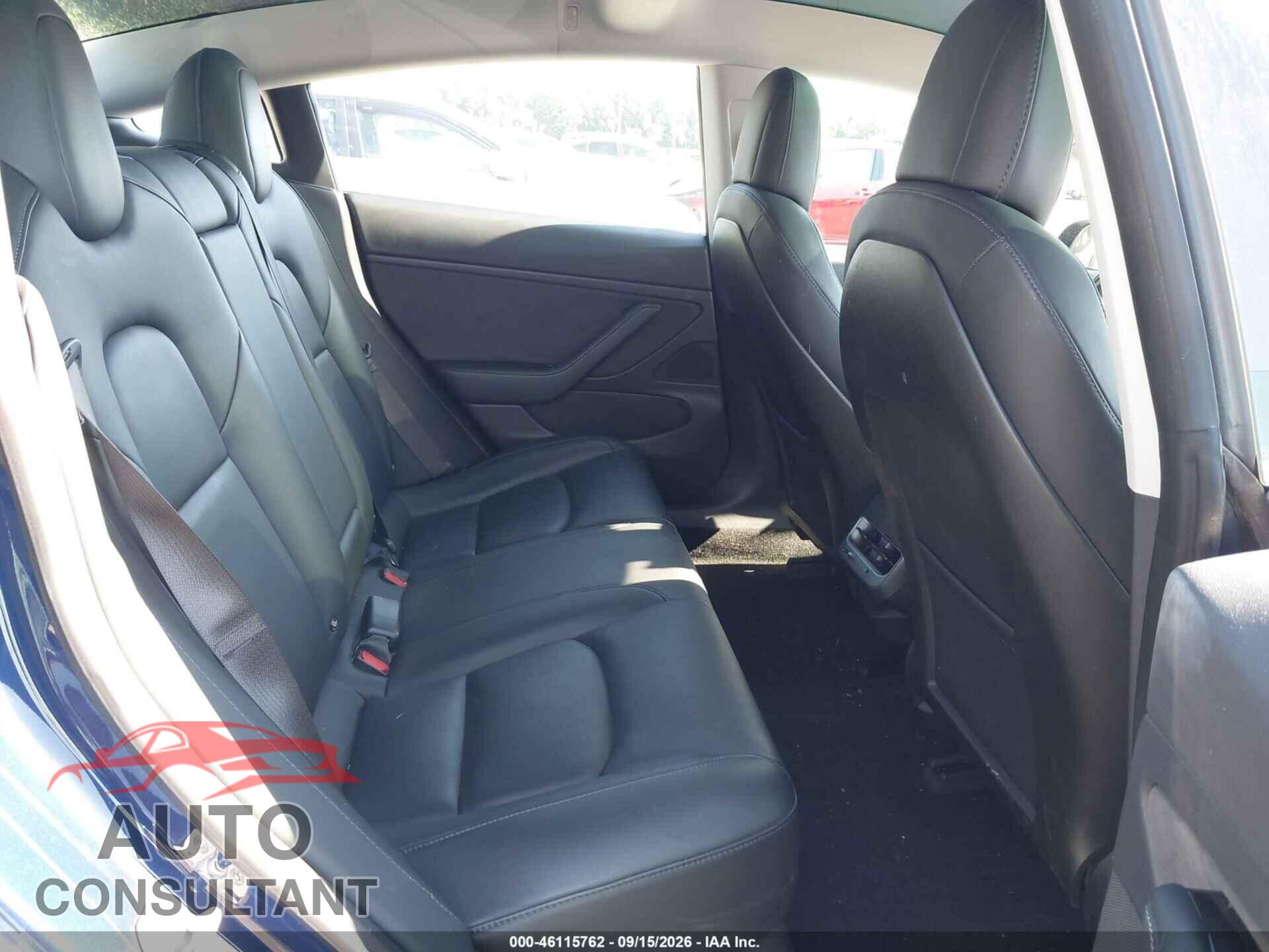 TESLA MODEL 3 2018 - 5YJ3E1EA0JF102679