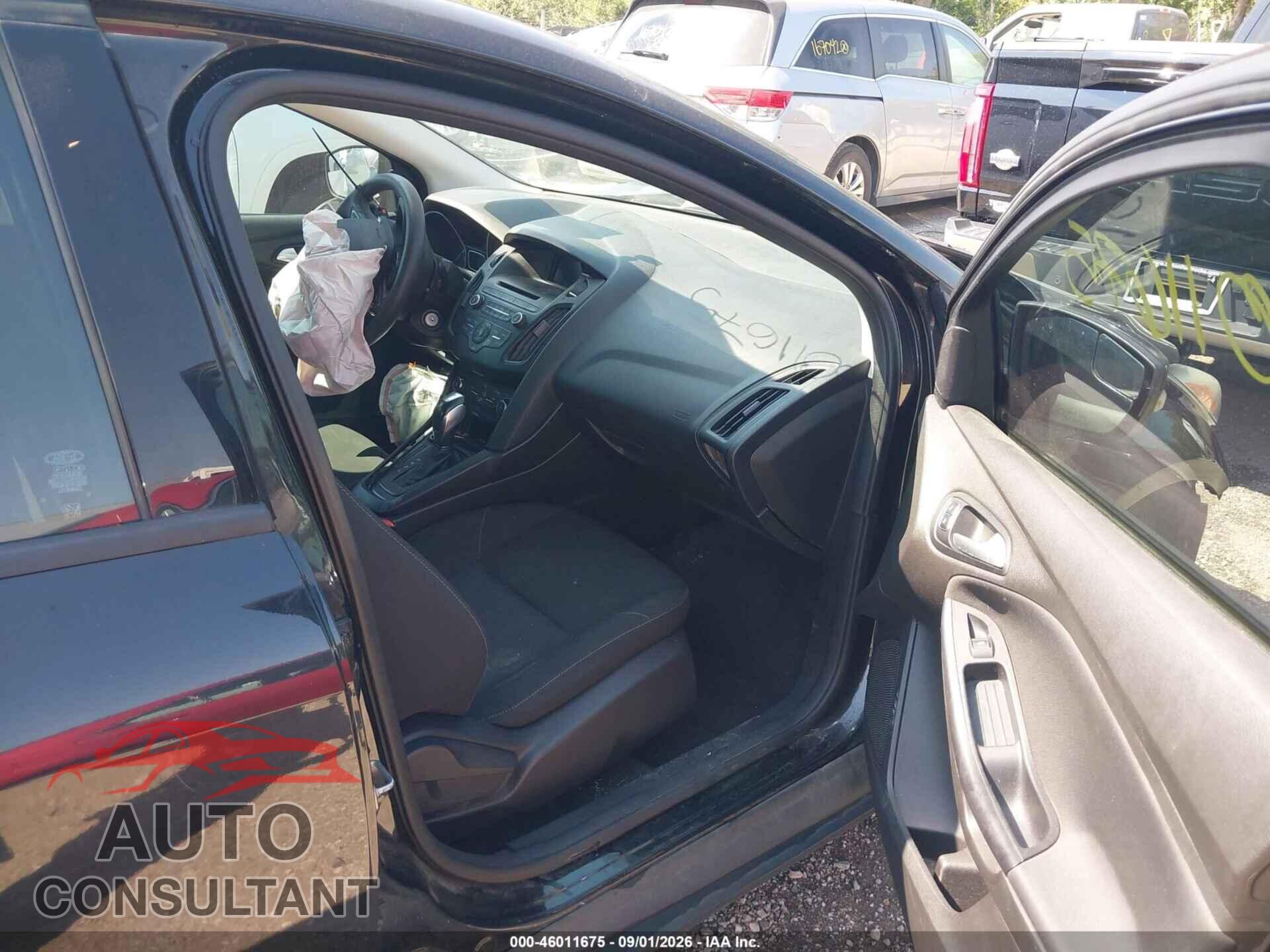 FORD FOCUS 2015 - 1FADP3F21FL335403