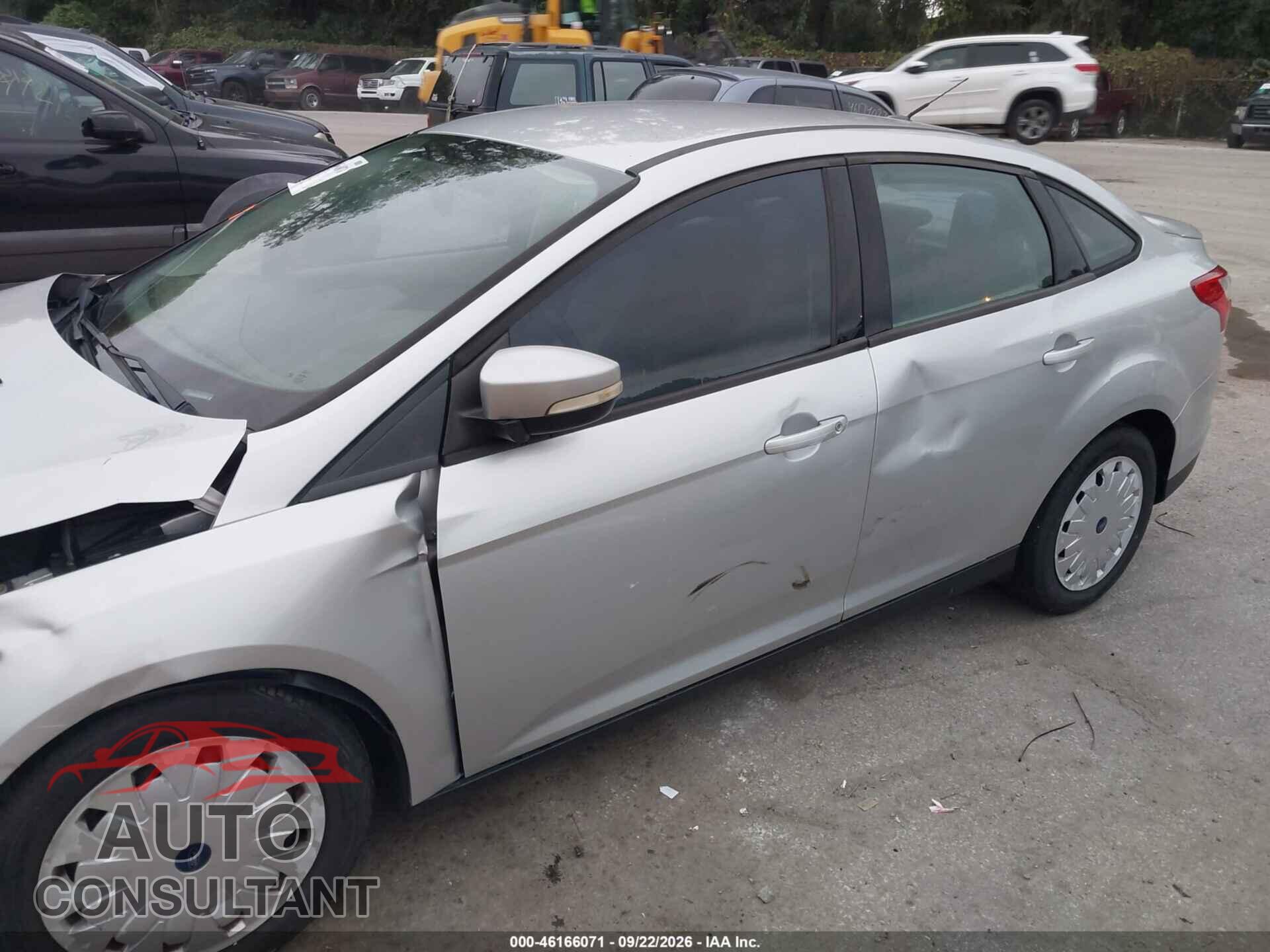 FORD FOCUS 2013 - 1FADP3F20DL327581