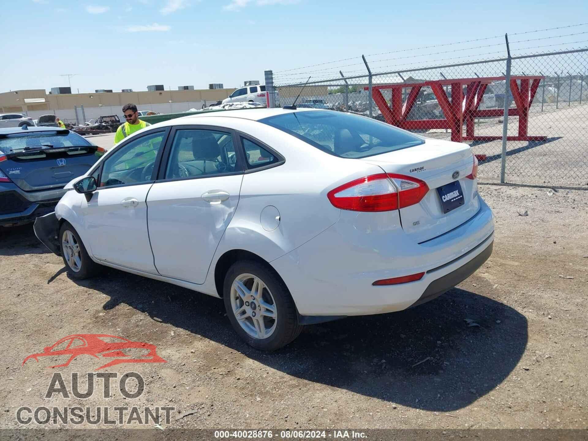 FORD FIESTA 2017 - 3FADP4BJ4HM132056