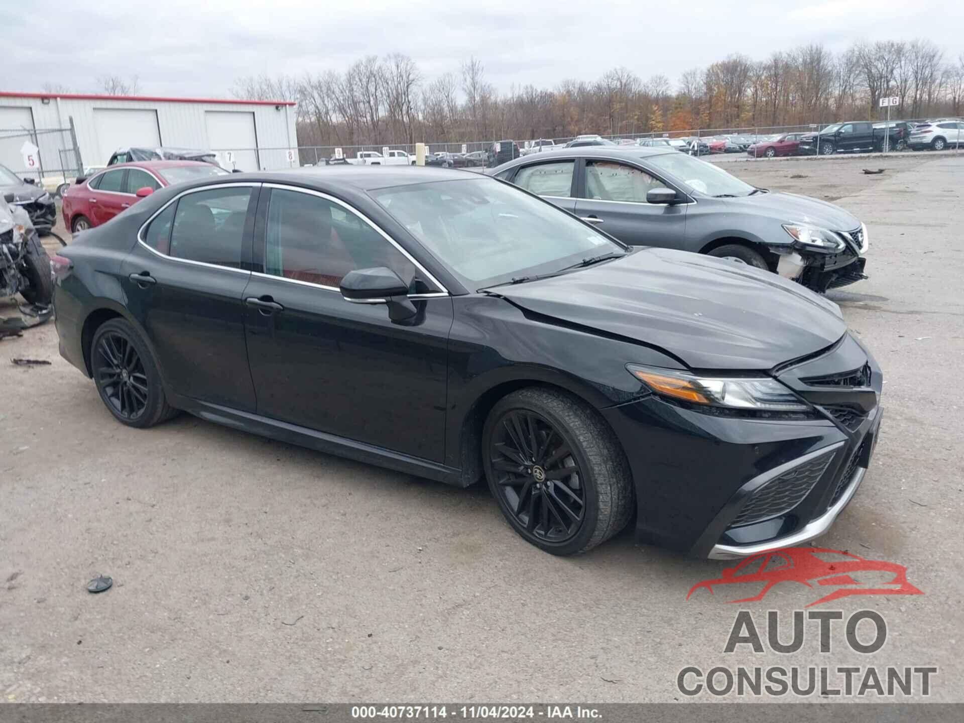 TOYOTA CAMRY 2022 - 4T1K31AK8NU575626