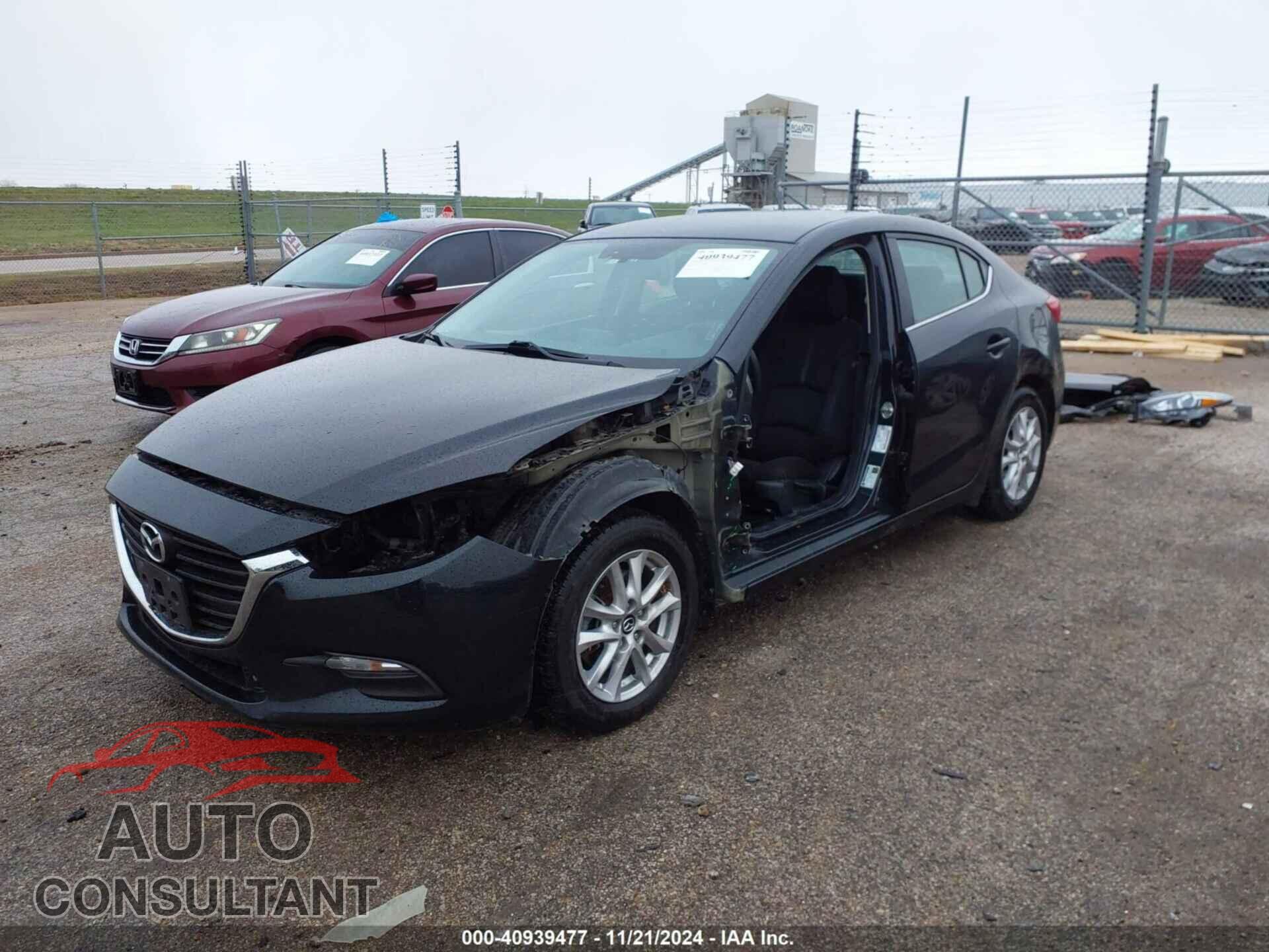 MAZDA MAZDA3 2017 - 3MZBN1U77HM152905