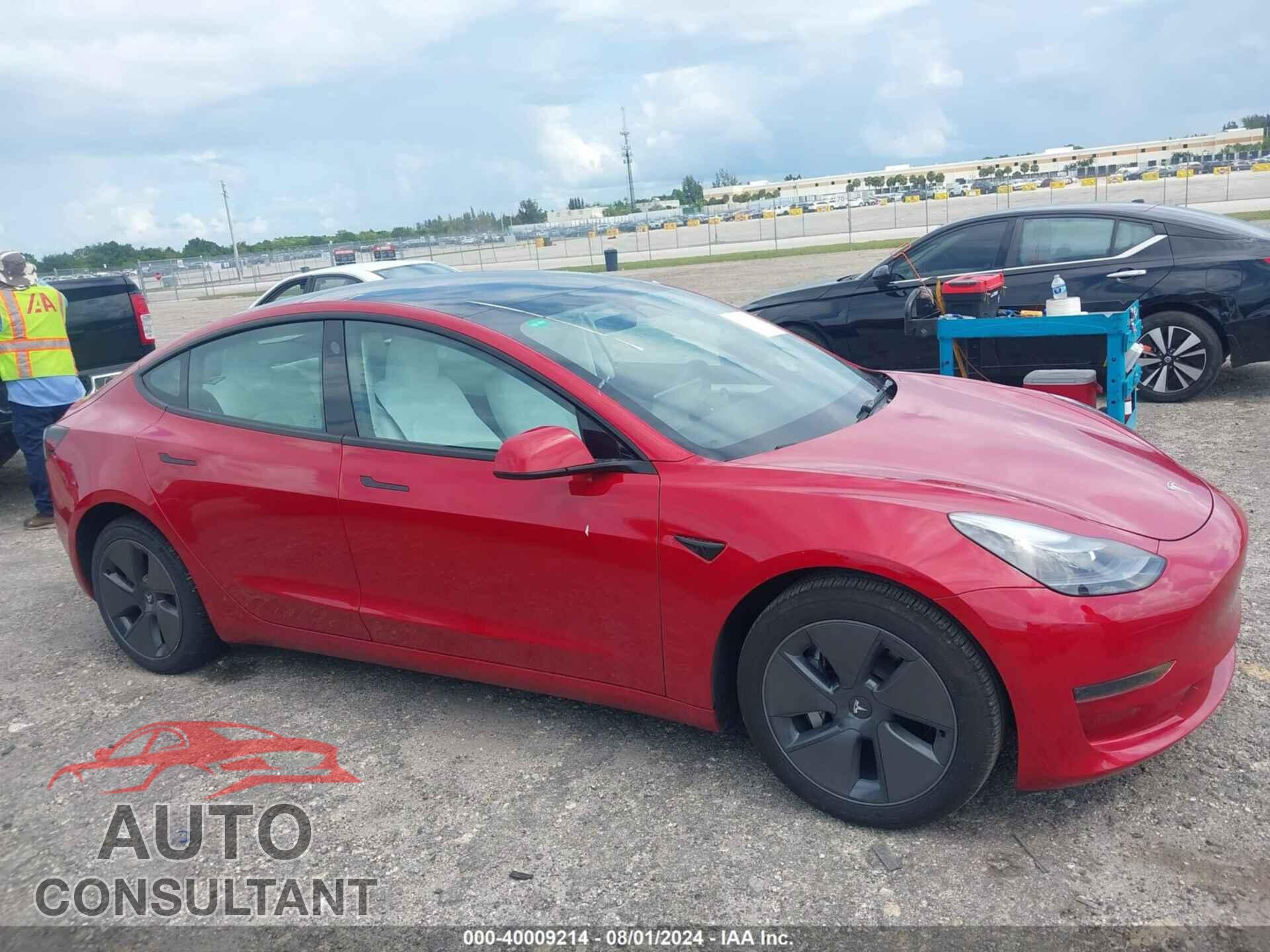 TESLA MODEL 3 2023 - 5YJ3E1EA1PF643152