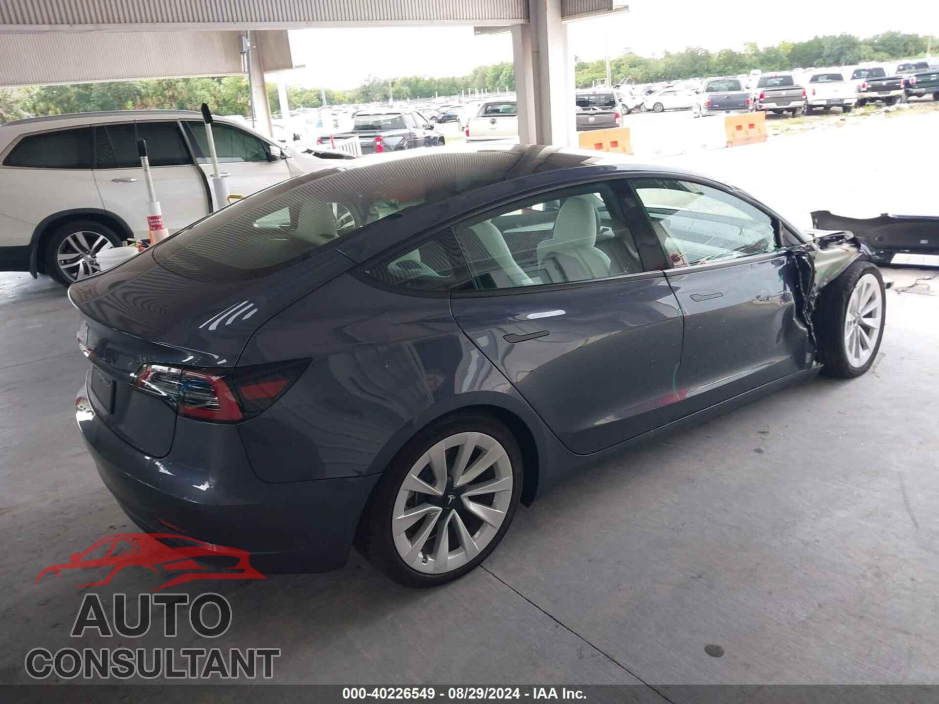 TESLA MODEL 3 2023 - 5YJ3E1EA7PF674146