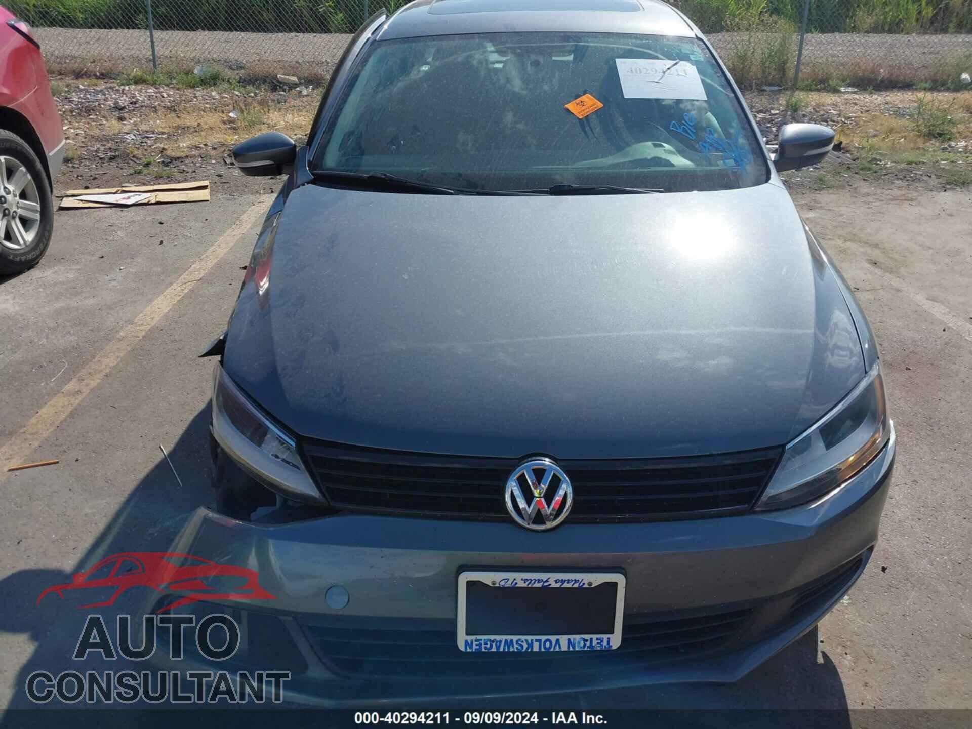 VOLKSWAGEN JETTA 2012 - 3VWLL7AJ6CM386328