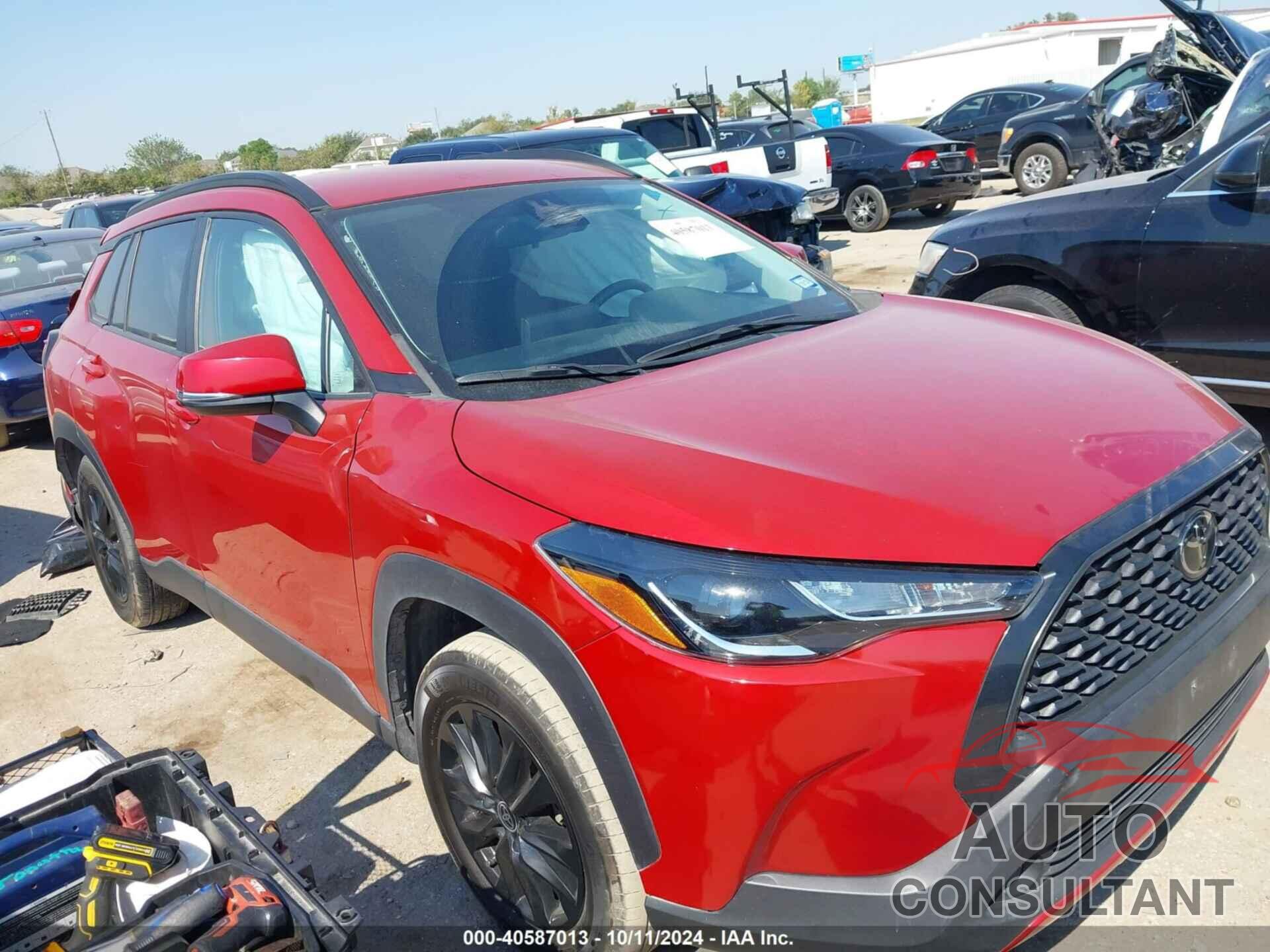 TOYOTA COROLLA CROSS 2022 - 7MUCAAAG4NV007359