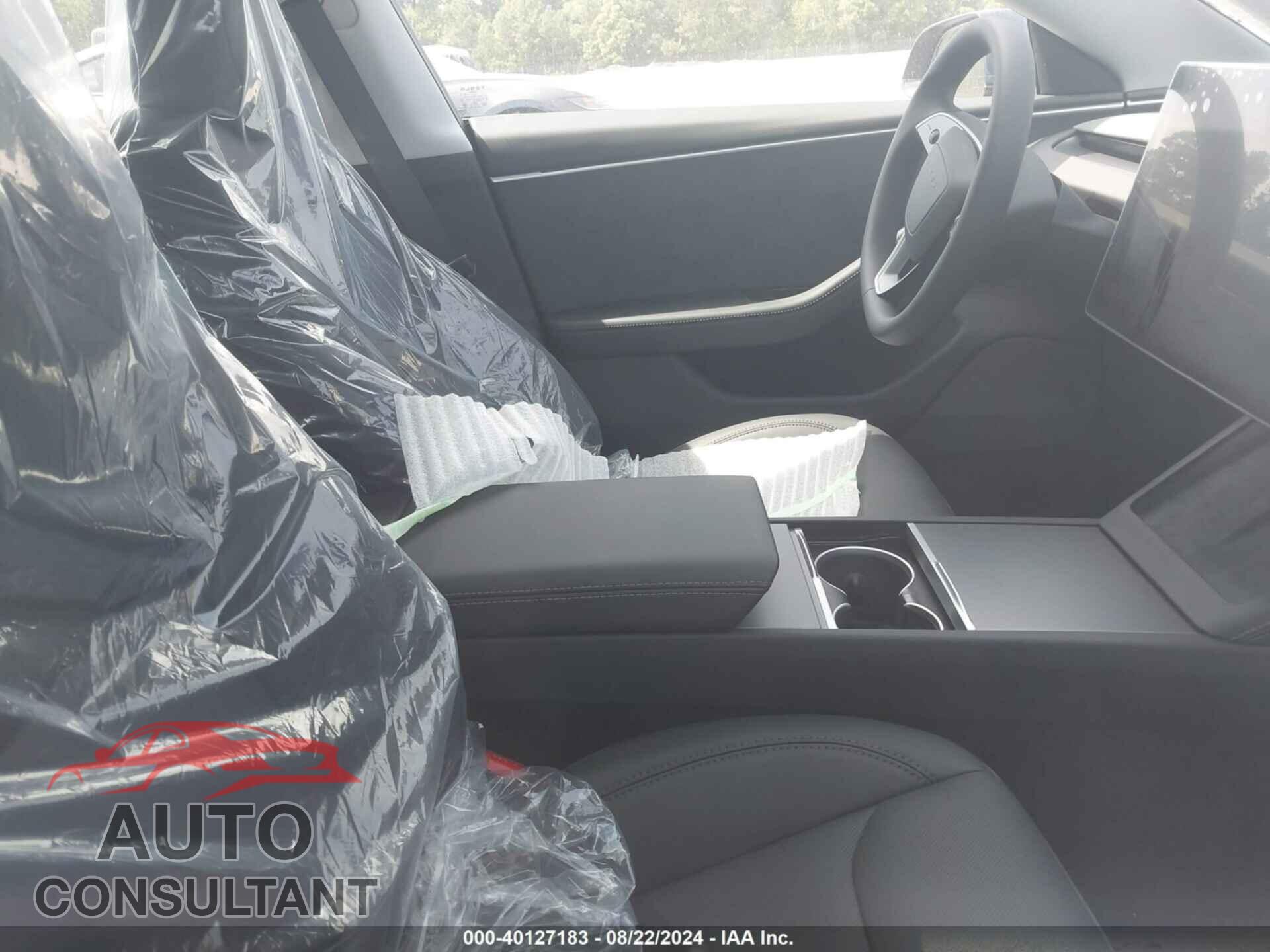 TESLA MODEL 3 2024 - 5YJ3E1EB1RF794276