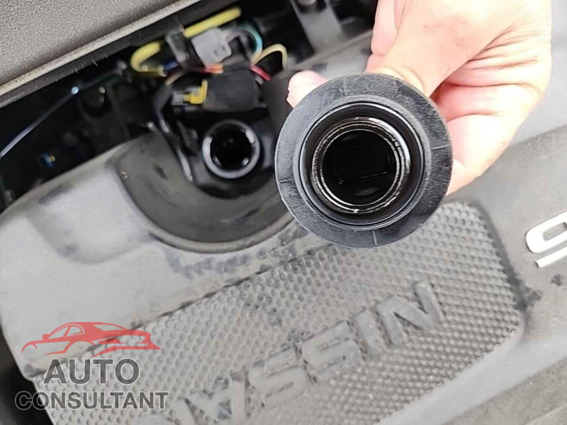 NISSAN PATHFINDER 2023 - 5N1DR3CD2PC221739