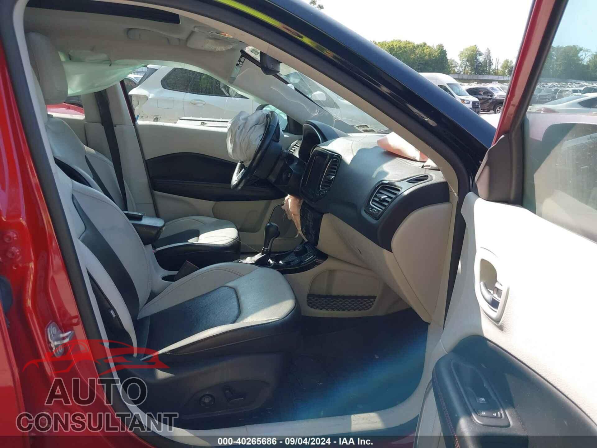 JEEP COMPASS 2020 - 3C4NJDCB3LT161411