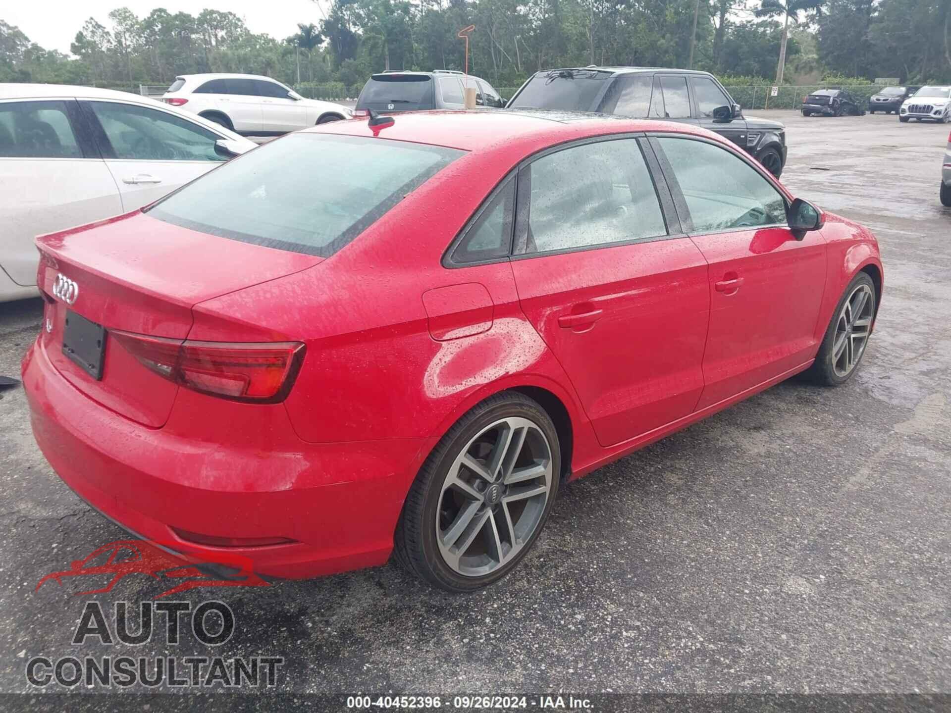 AUDI A3 2019 - WAUAUGFF4KA089787