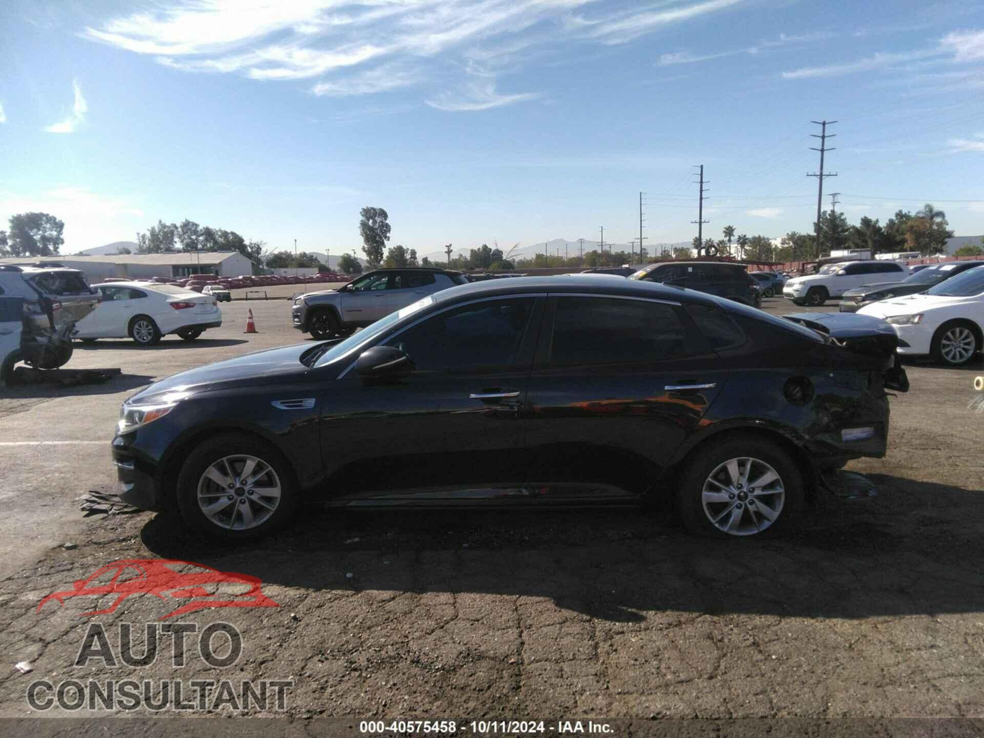 KIA OPTIMA 2017 - KNAGT4L38H5160884