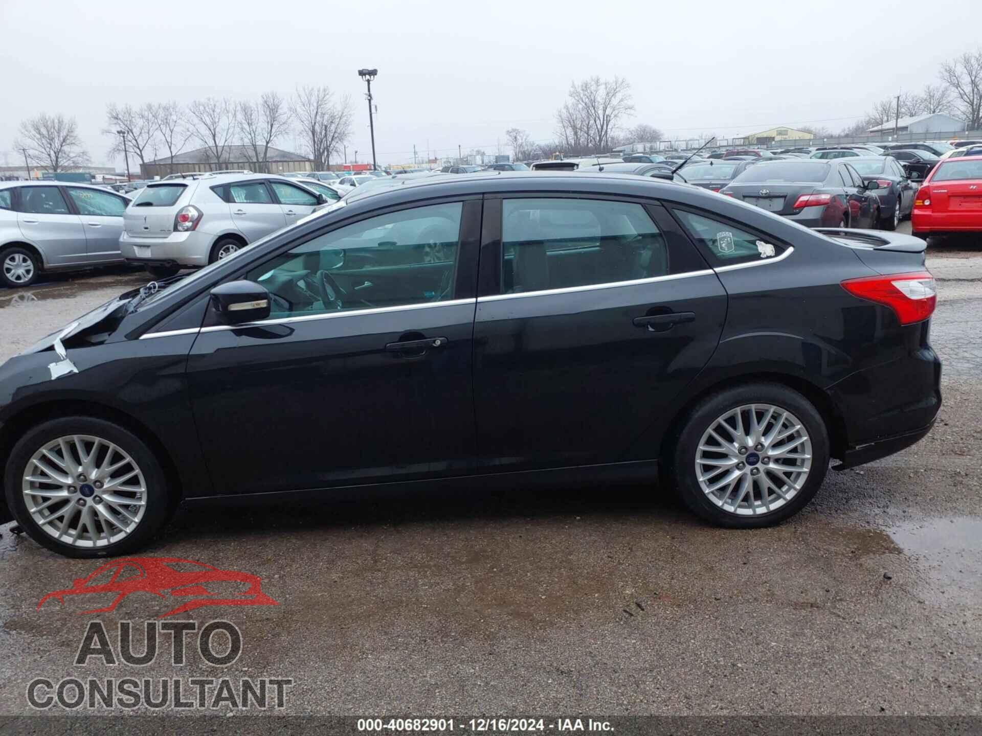FORD FOCUS 2014 - 1FADP3J25EL310199
