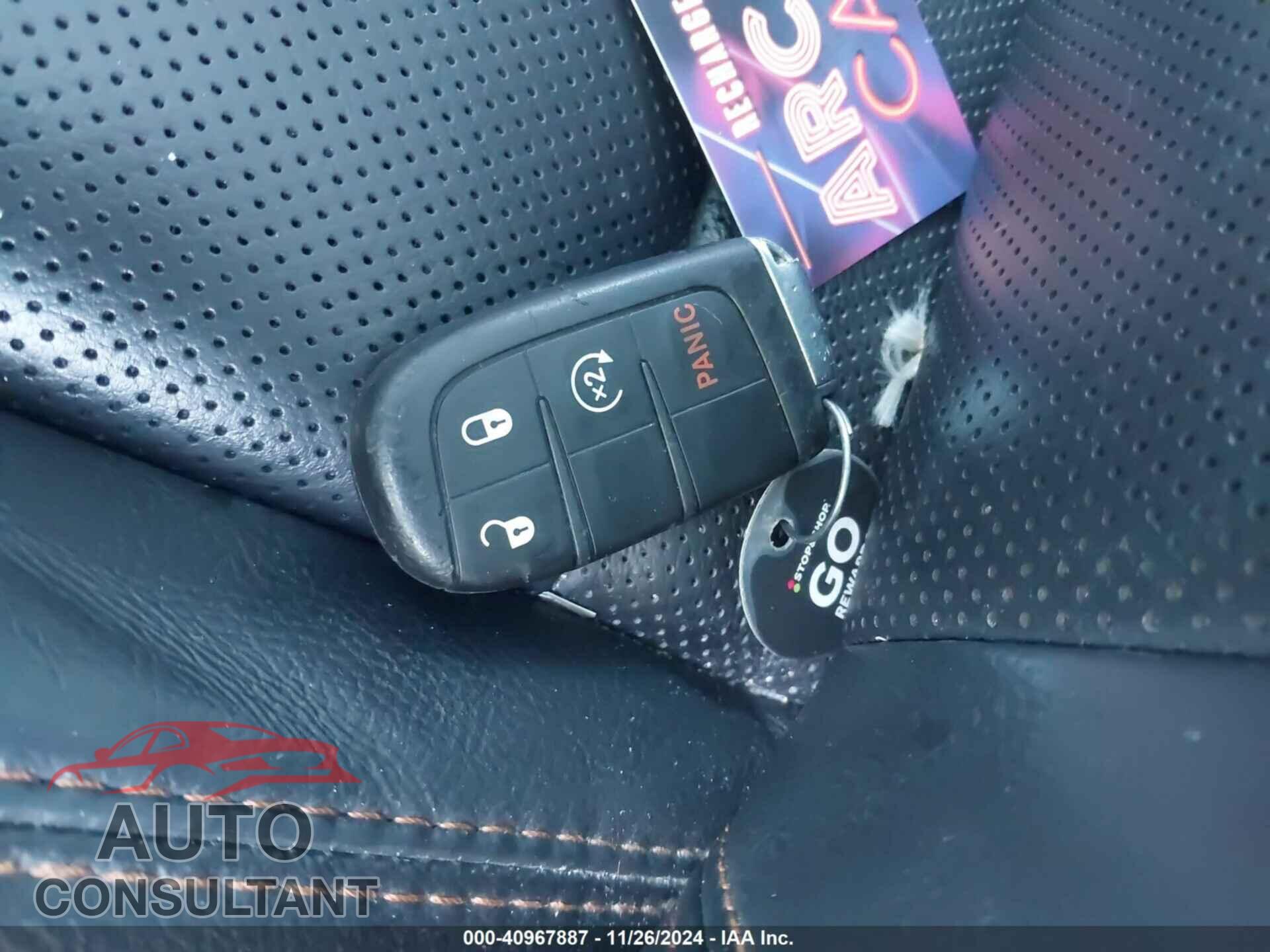 JEEP COMPASS 2018 - 3C4NJDCB0JT435970