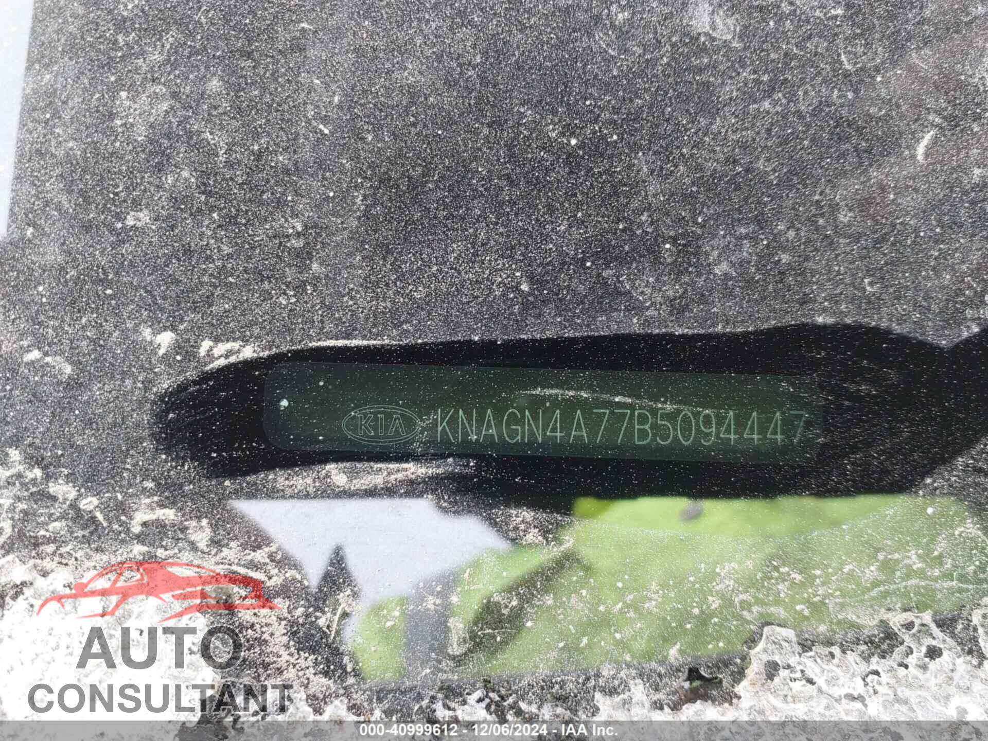 KIA OPTIMA 2011 - KNAGN4A77B5094447