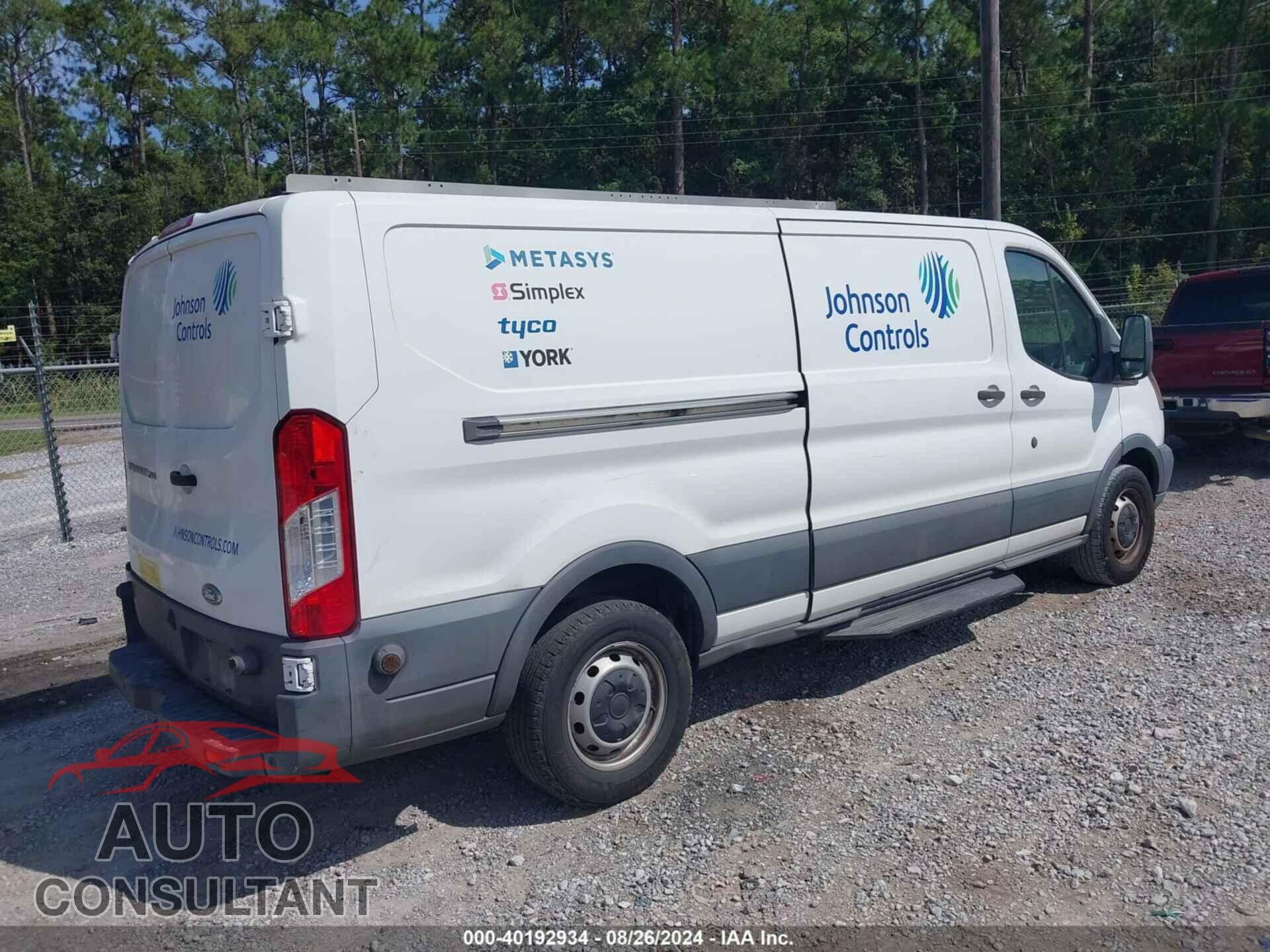 FORD TRANSIT-250 2017 - 1FTYR2YM4HKB51919