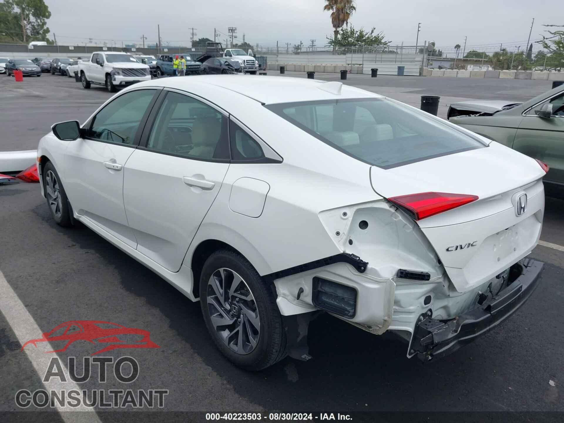 HONDA CIVIC 2018 - 2HGFC2F78JH529180