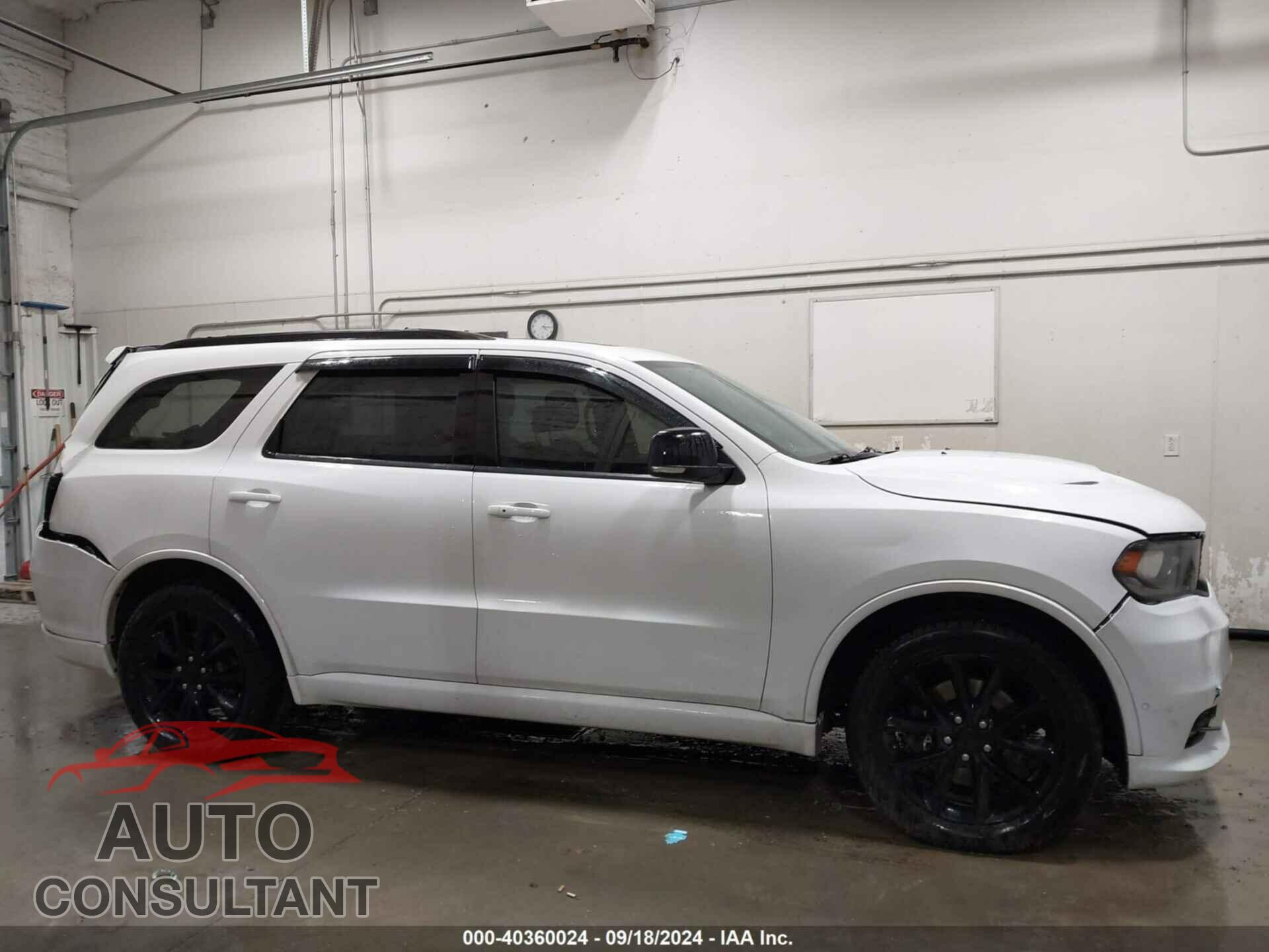 DODGE DURANGO 2018 - 1C4SDJCT8JC202030
